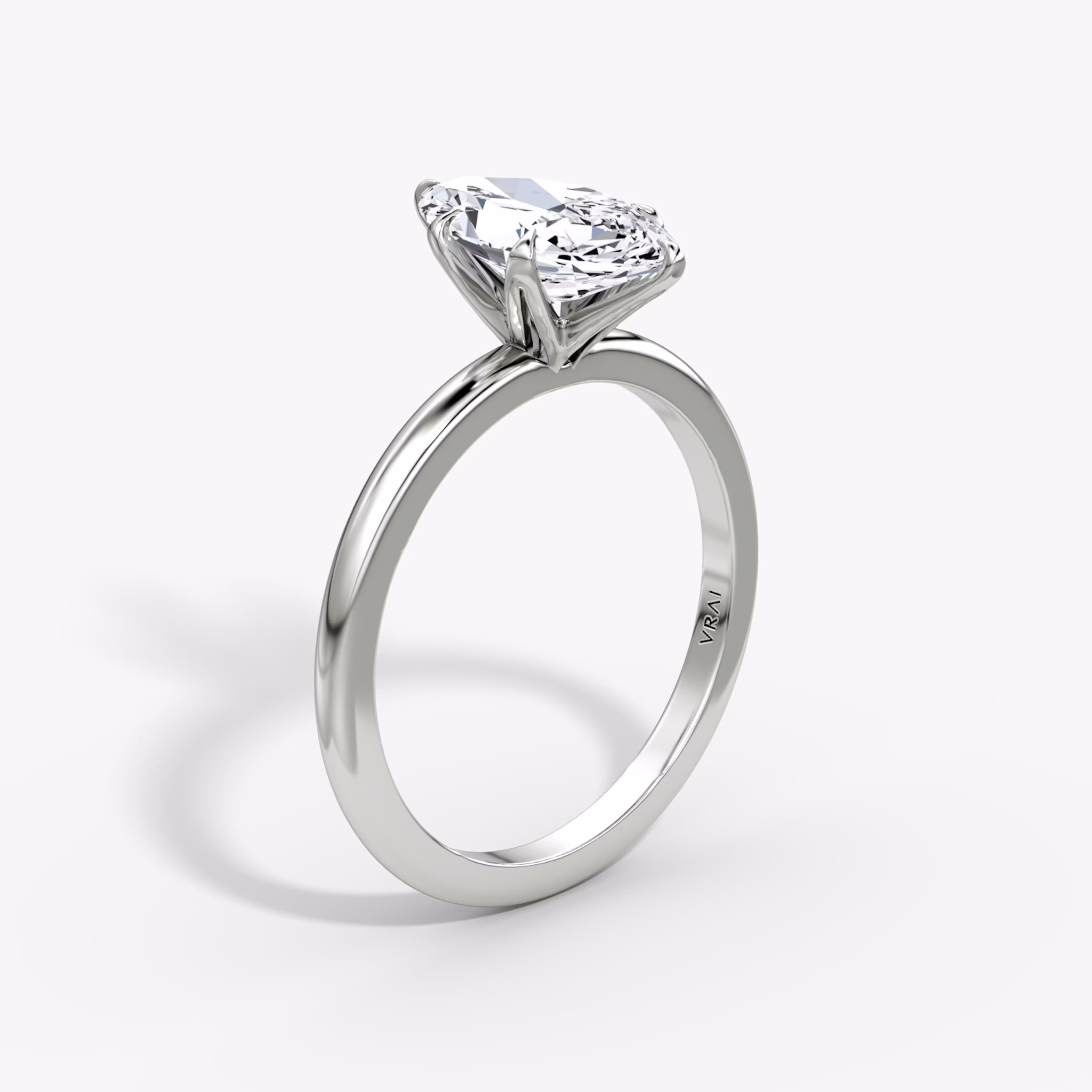 The V | Marquise | 18k | White Gold | bandAccent: Plain | diamondOrientation: vertical | caratWeight: other