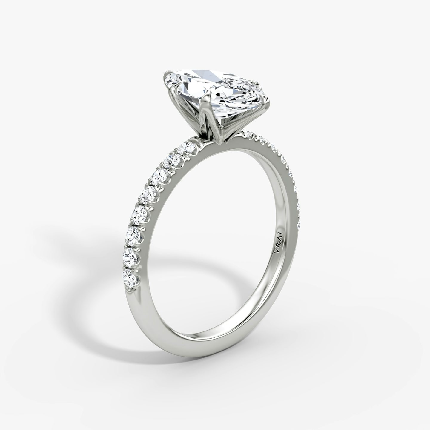 The V | Marquise | 18k | White Gold | bandAccent: Pavé | diamondOrientation: vertical | caratWeight: other