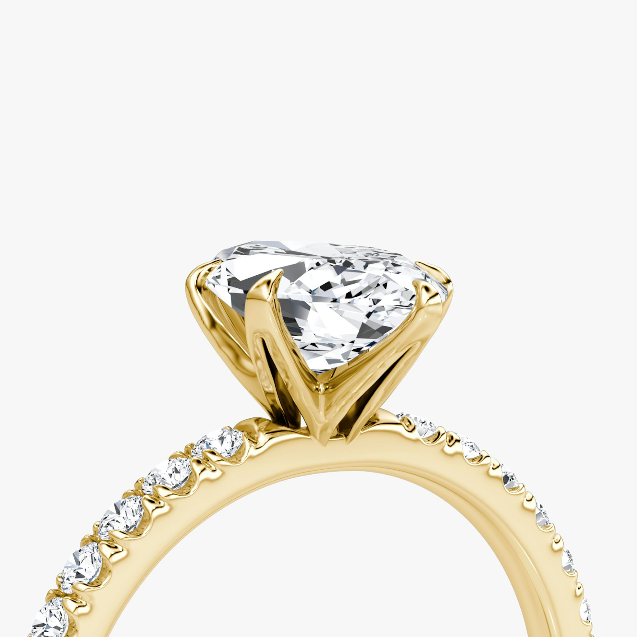 The V | Marquise | 18k | Yellow Gold | bandAccent: Pavé | diamondOrientation: vertical | caratWeight: other