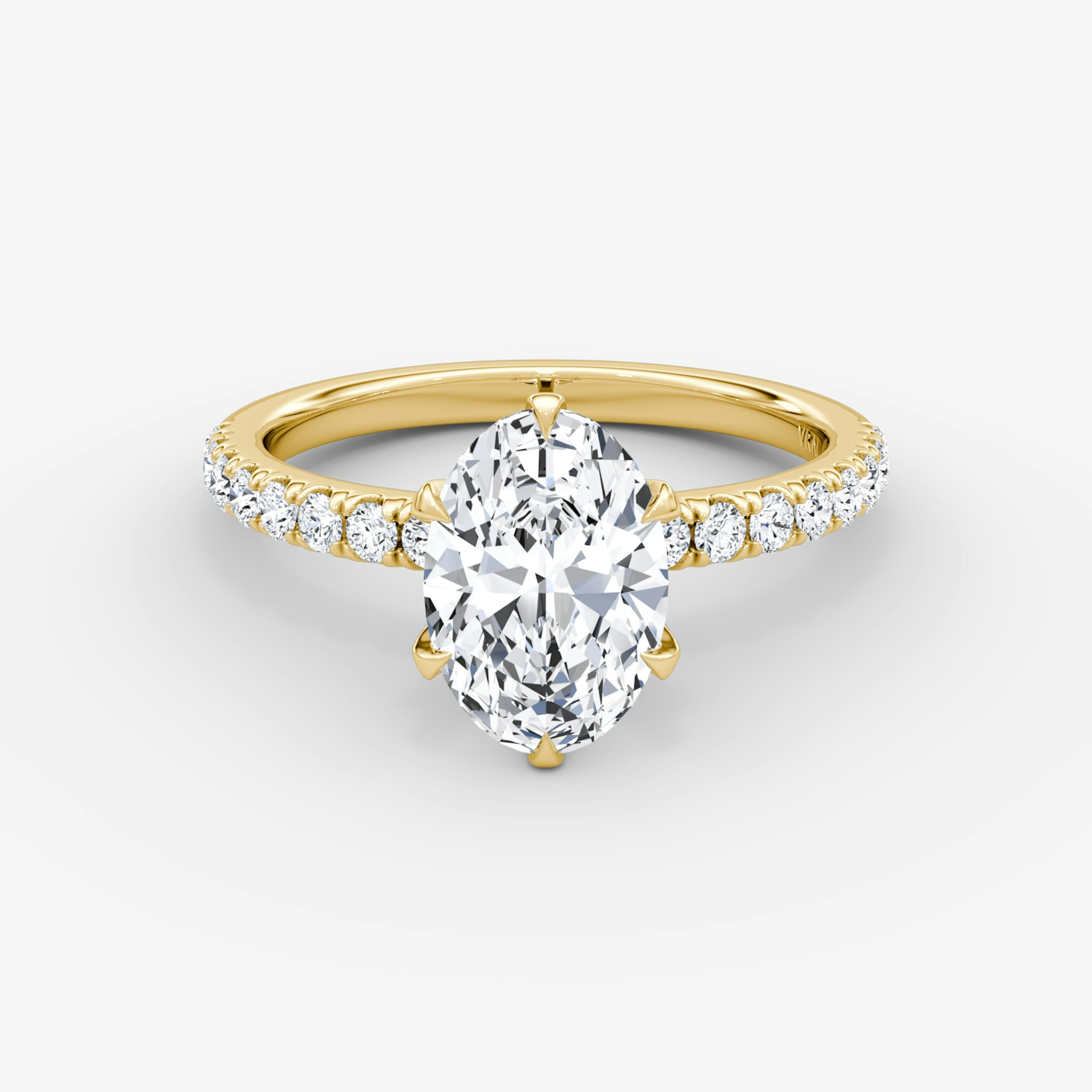 The V | Oval | 18k | Yellow Gold | bandAccent: Pavé | diamondOrientation: vertical | caratWeight: other
