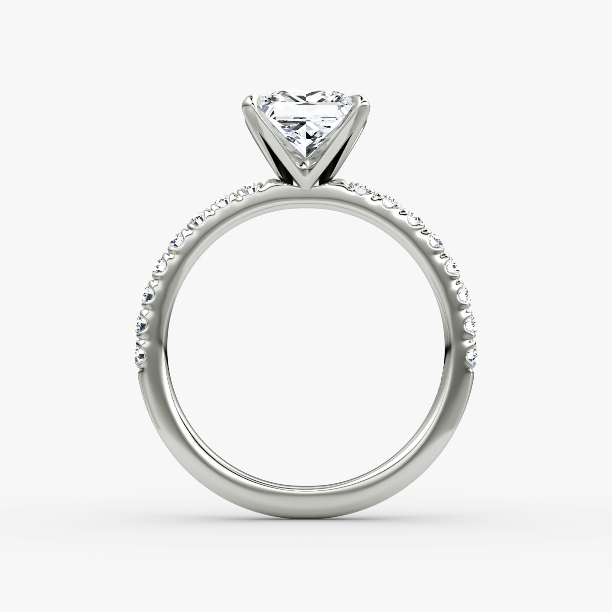V | Princesa | Platino | bandAccent: Pavé | diamondOrientation: vertical | caratWeight: other