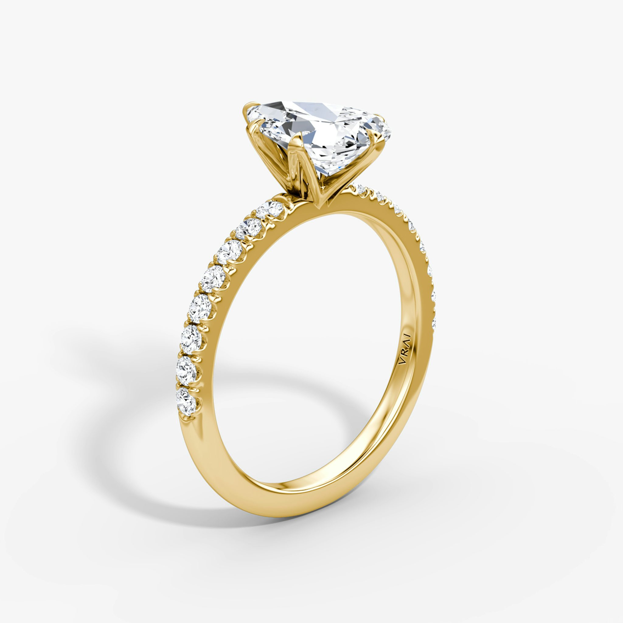 The V | Pear | 18k | Yellow Gold | bandAccent: Pavé | diamondOrientation: vertical | caratWeight: other