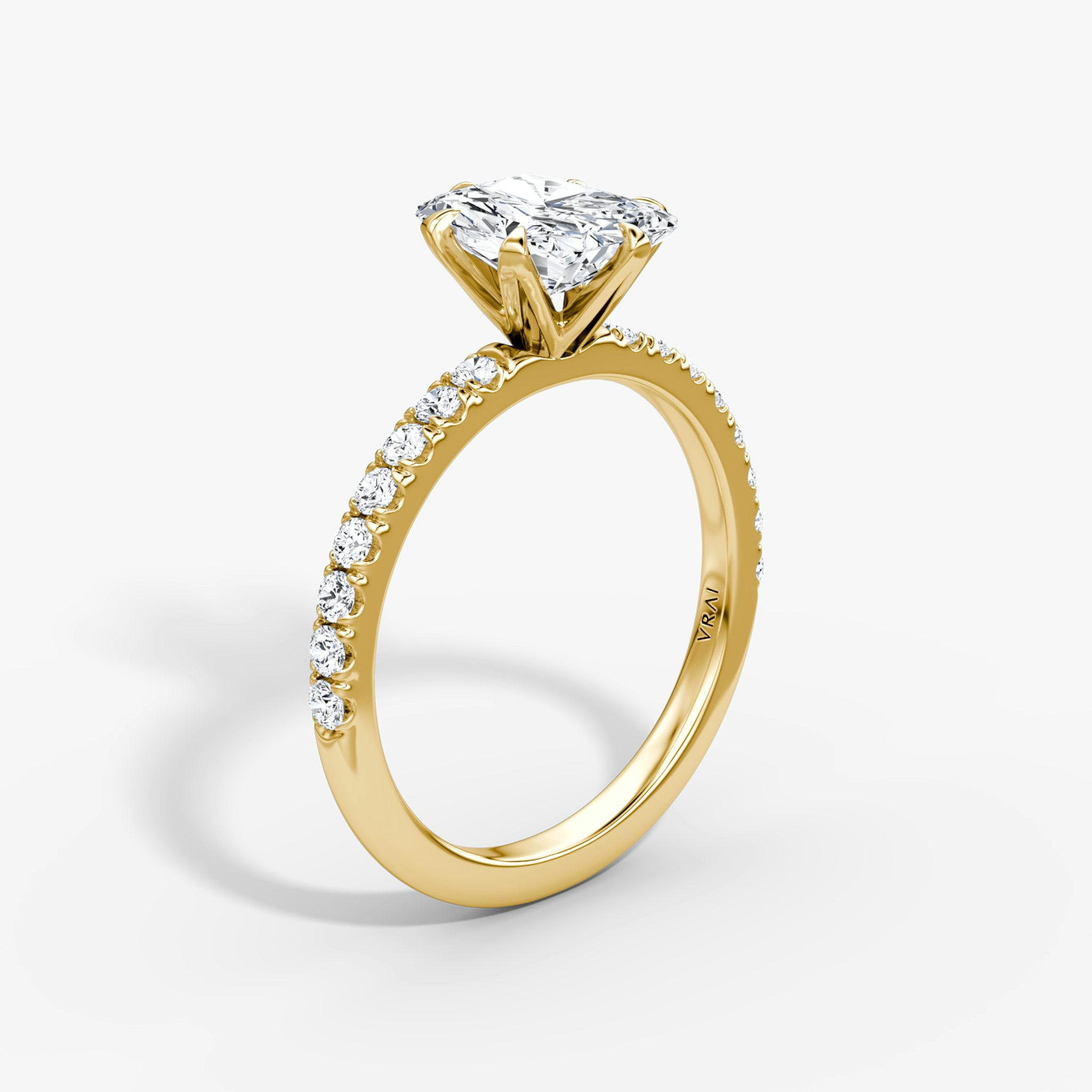 The V | Radiant | 18k | Yellow Gold | bandAccent: Pavé | diamondOrientation: vertical | caratWeight: other