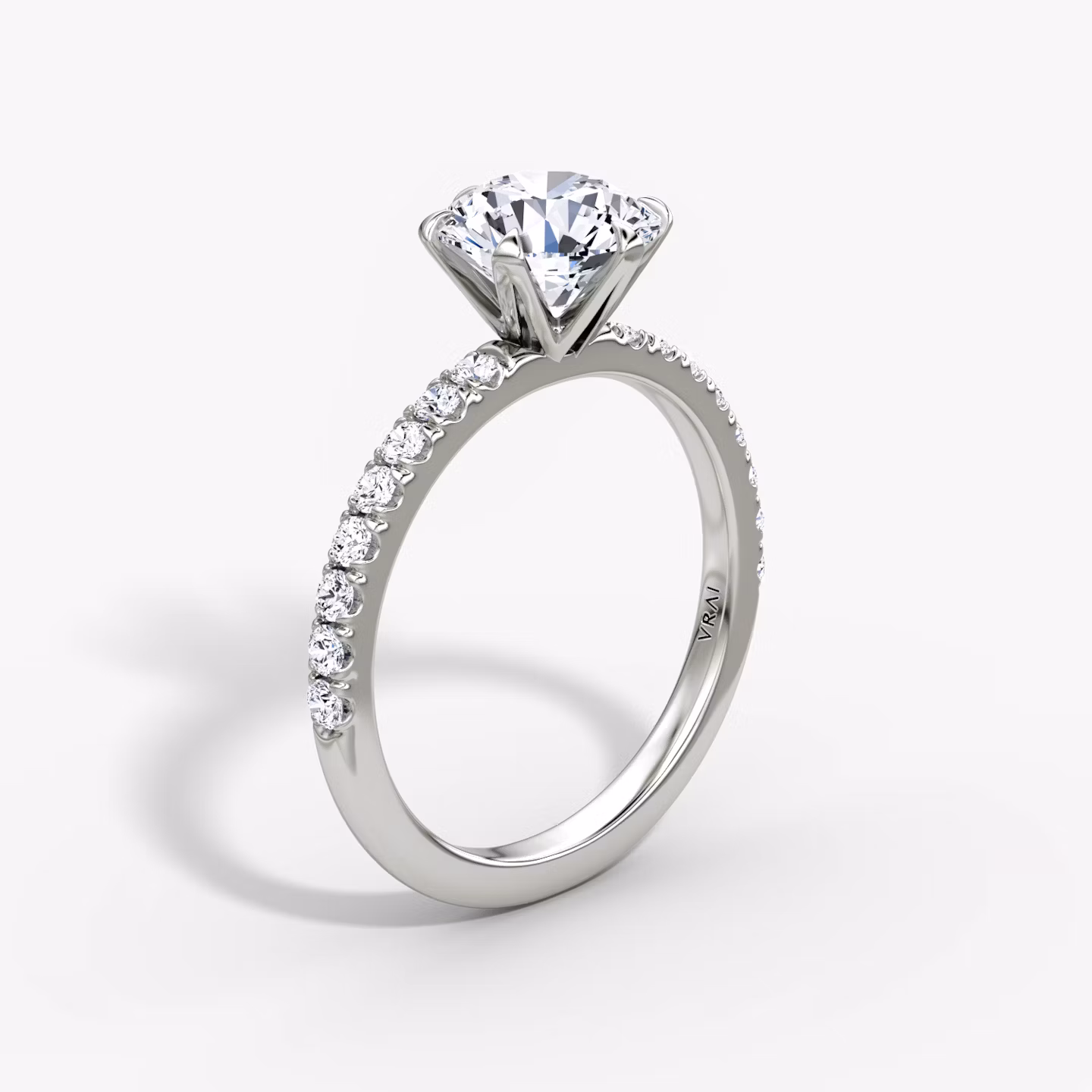 The V Round Brilliant | White Gold