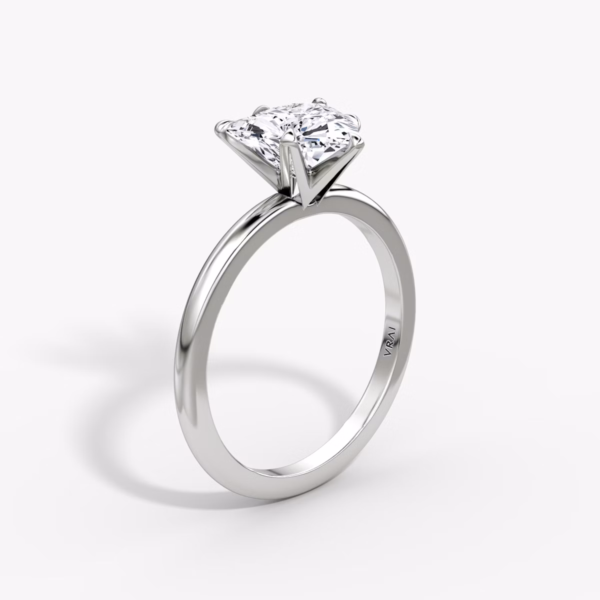 The V | Trillion | Platinum | bandAccent: Plain | diamondOrientation: vertical | caratWeight: other