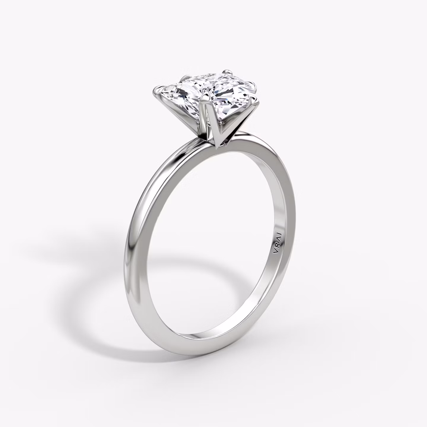 The V | Trillion | Platinum | bandAccent: Plain | diamondOrientation: vertical | caratWeight: other