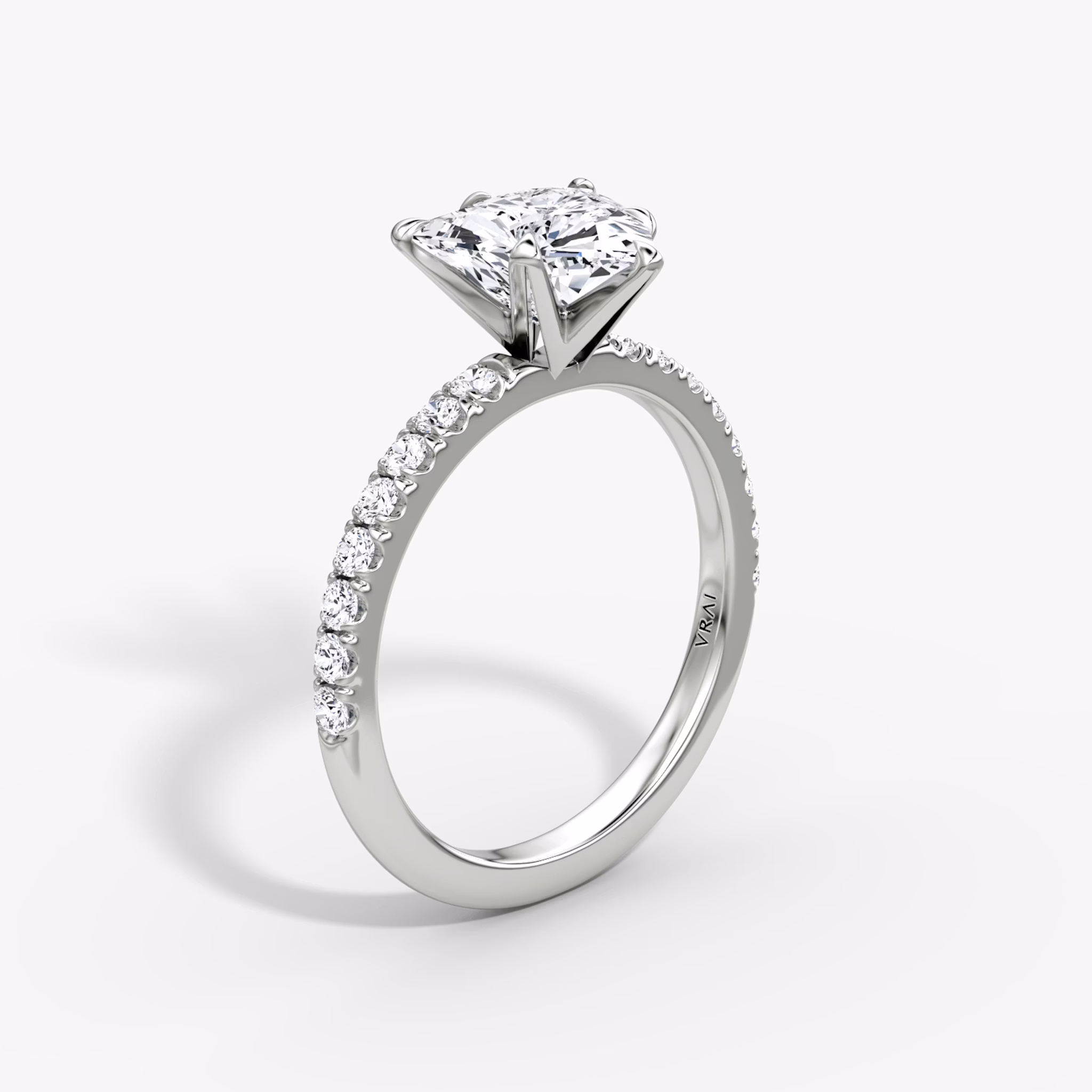 The V | Trillion | Platinum | bandAccent: Pavé | diamondOrientation: vertical | caratWeight: other