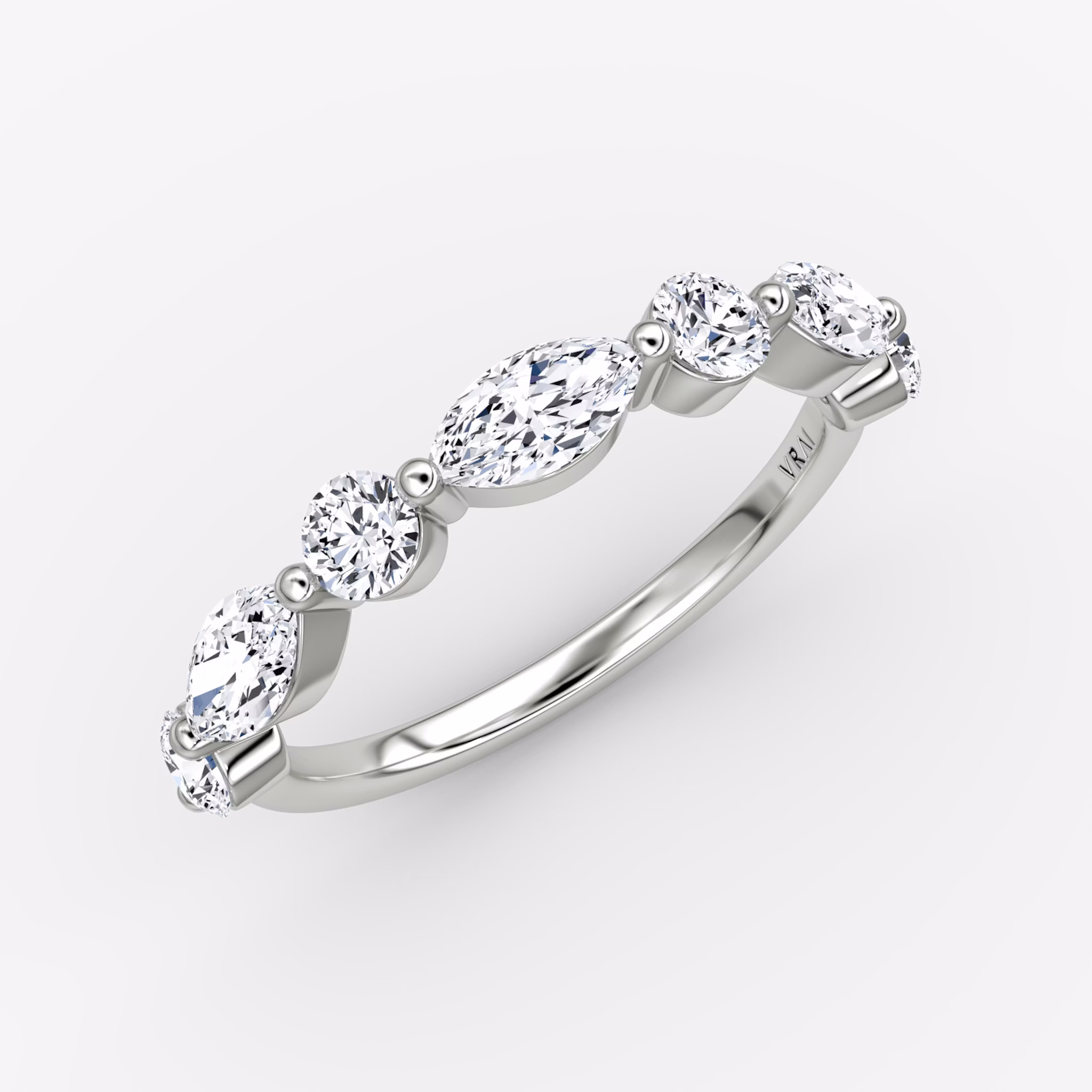 The Mixed Shape Single Shared Prong Band | round-brilliant+marquise | 18k | White Gold