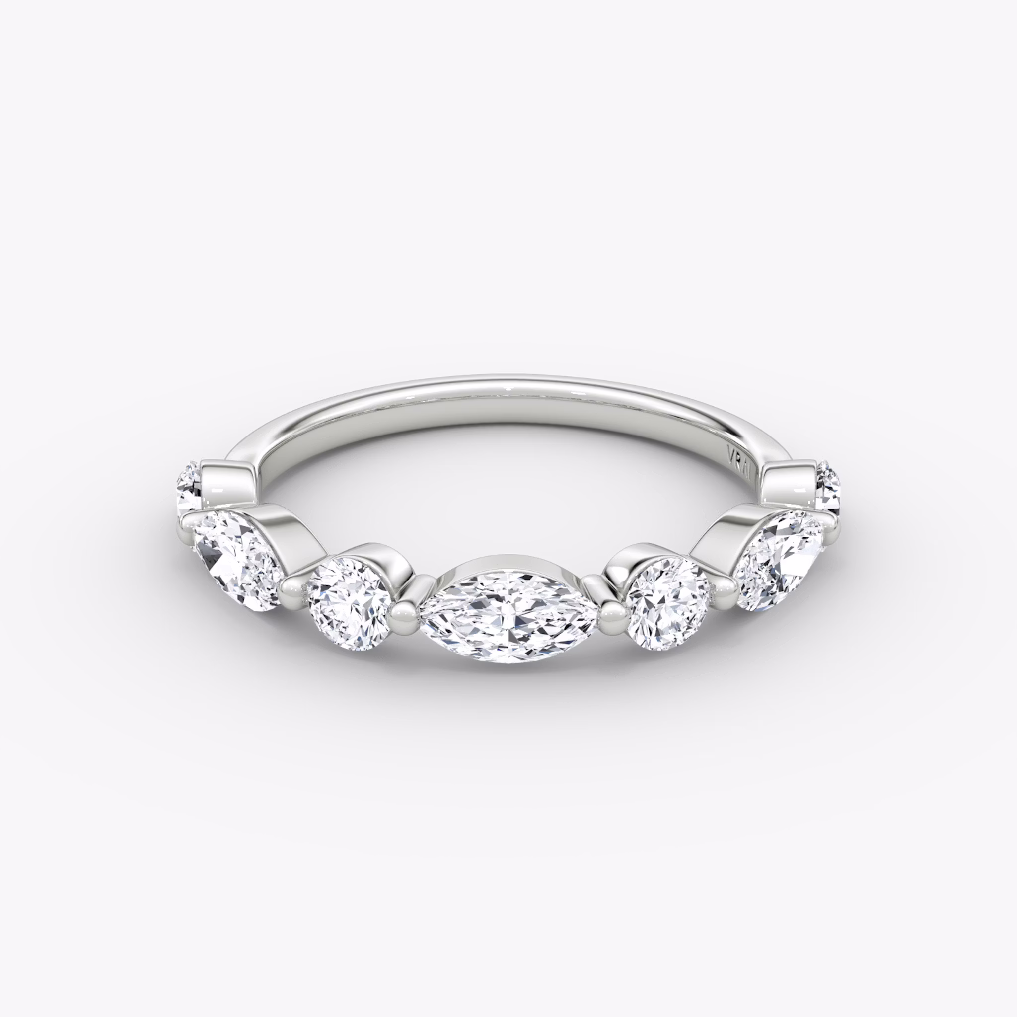 The Mixed Shape Single Shared Prong Band | round-brilliant+marquise | 18k | White Gold