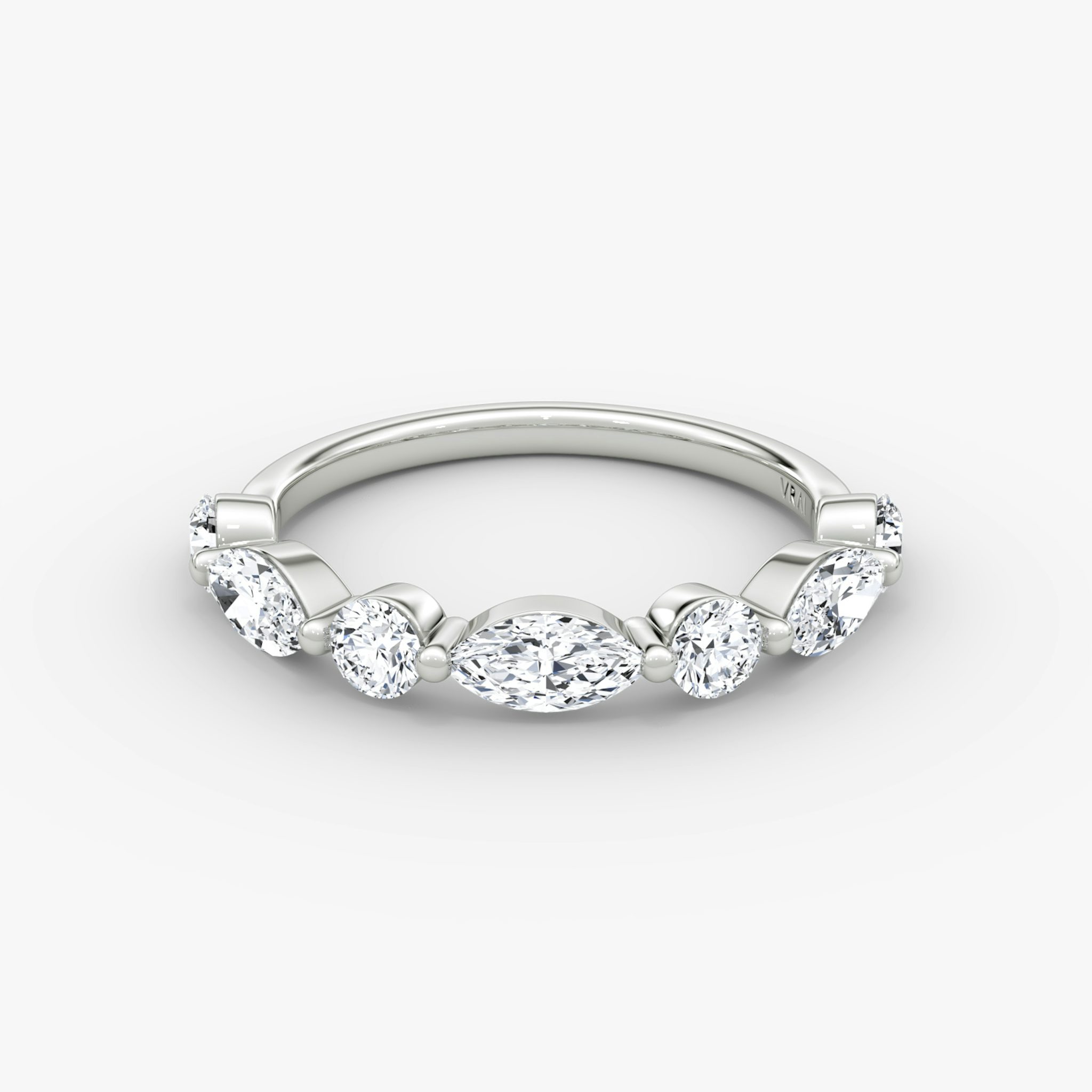 The Mixed Shape Single Shared Prong Band | round-brilliant+marquise | 18k | White Gold