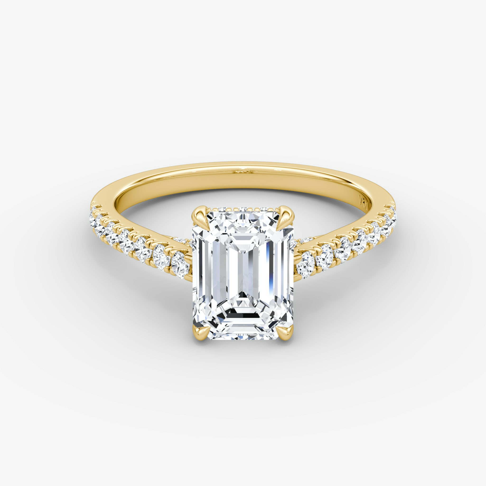 The Pavé Bridge | Emerald | 18k | Yellow Gold | bandAccent: Pavé | diamondOrientation: vertical | caratWeight: other
