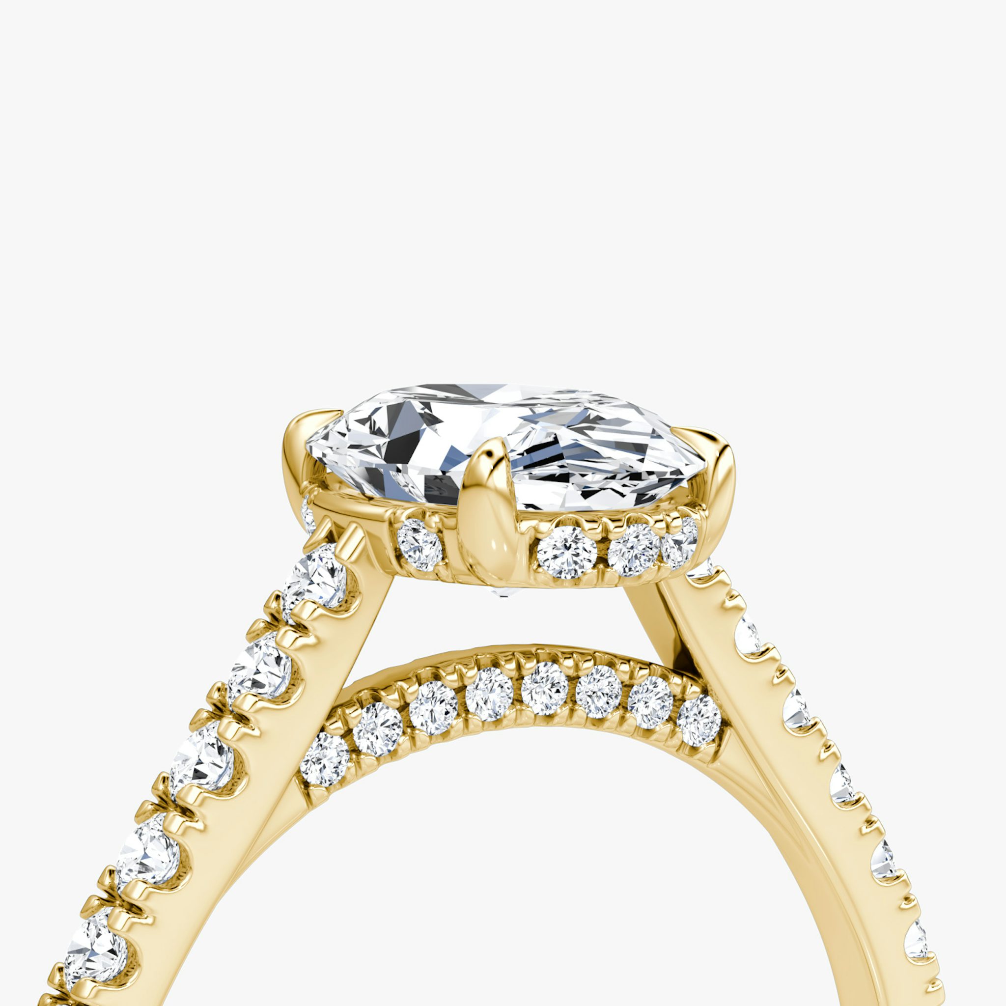 The Pavé Bridge | Oval | 18k | Yellow Gold | bandAccent: Pavé | diamondOrientation: vertical | caratWeight: other