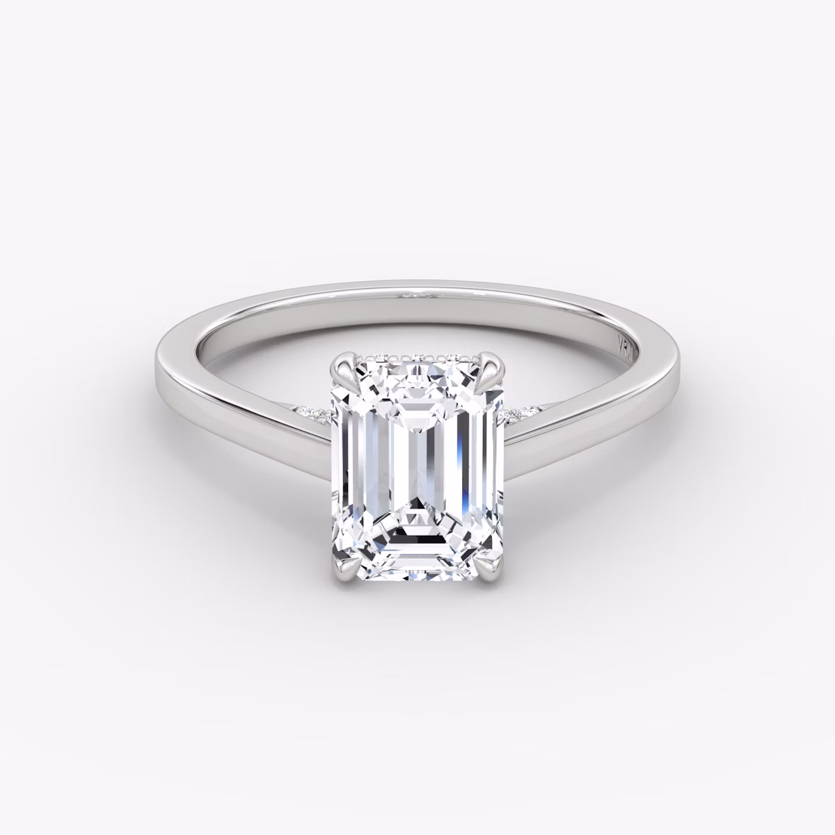 The Pavé Bridge | Emerald | 18k | White Gold | bandAccent: Plain | diamondOrientation: vertical | caratWeight: other