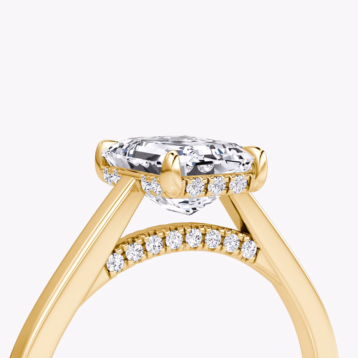 The Pavé Bridge | Emerald | 18k | Yellow Gold | bandAccent: Plain | diamondOrientation: vertical | caratWeight: other