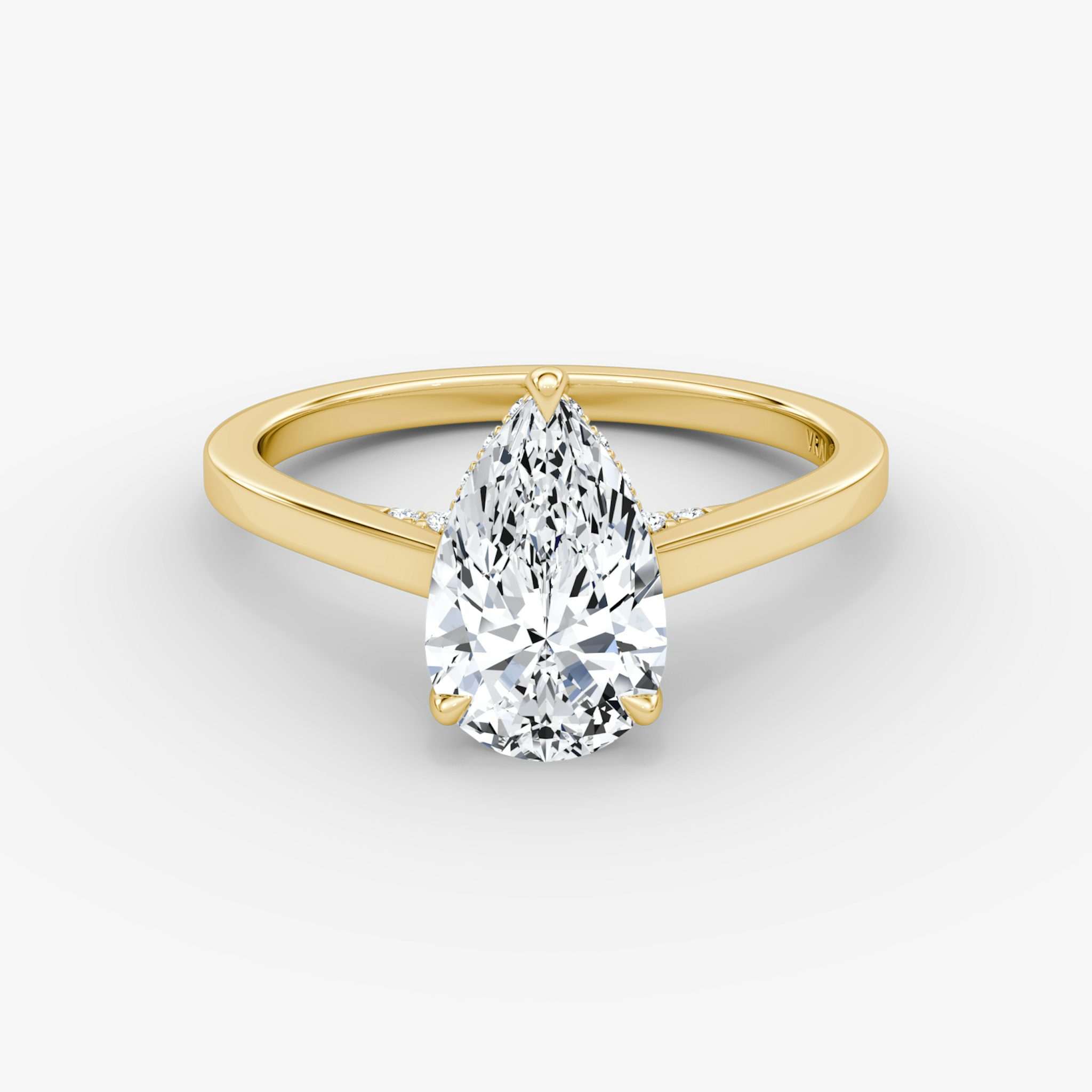 The Pavé Bridge | Pear | 18k | Yellow Gold | bandAccent: Plain | diamond: Pear | diamondOrientation: vertical | caratWeight: other