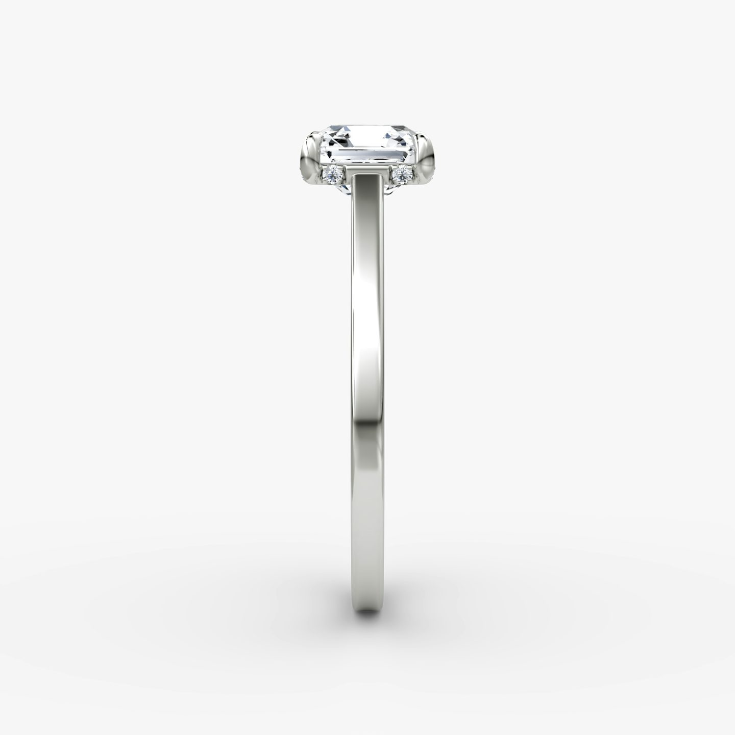 Anillo de compromiso Pavé Bridge | Asscher | 18k | Oro blanco | bandAccent: Simple | diamondOrientation: vertical | caratWeight: other