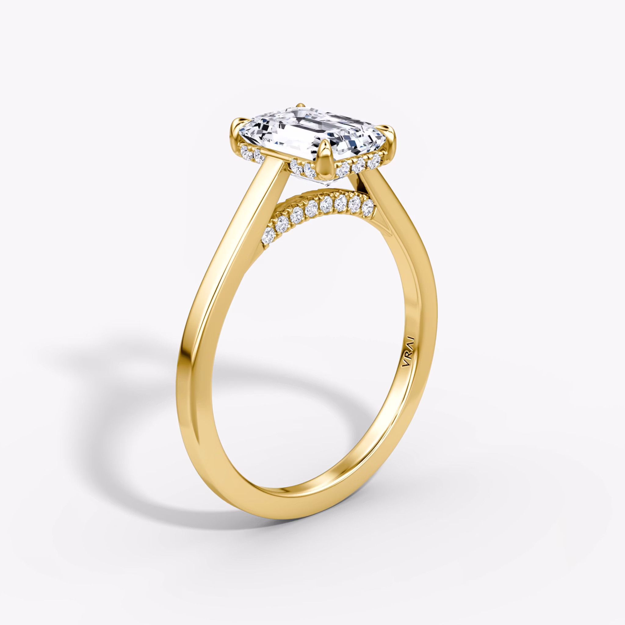 The Pavé Bridge Emerald | Yellow Gold