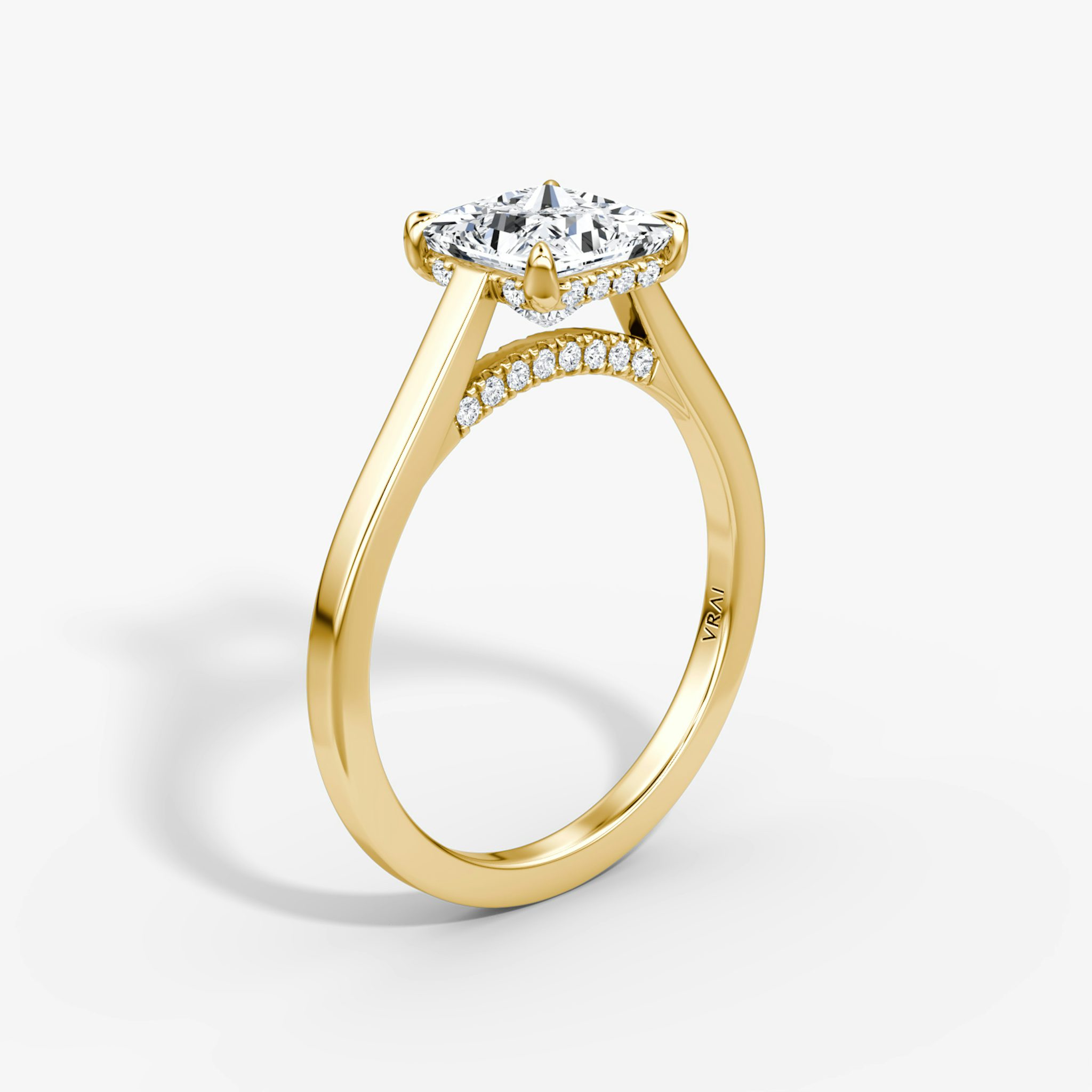 The Pavé Bridge | Princess | 18k | Yellow Gold | bandAccent: Plain | diamondOrientation: vertical | caratWeight: other