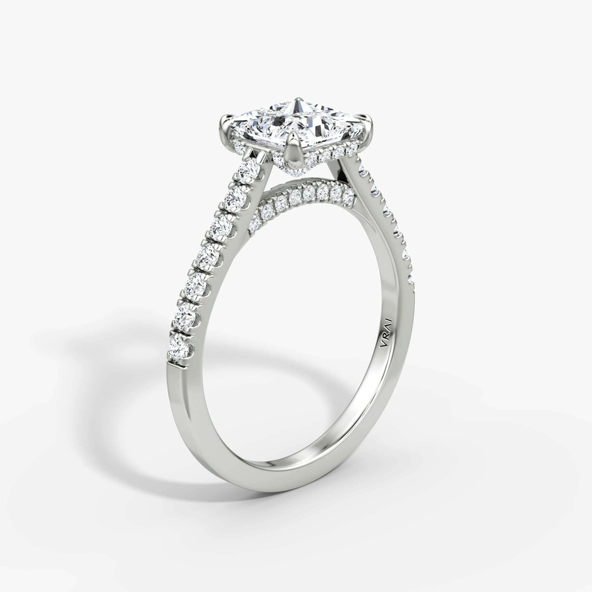 The Pavé Bridge | Princess | 18k | White Gold | bandAccent: Pavé | diamondOrientation: vertical | caratWeight: other