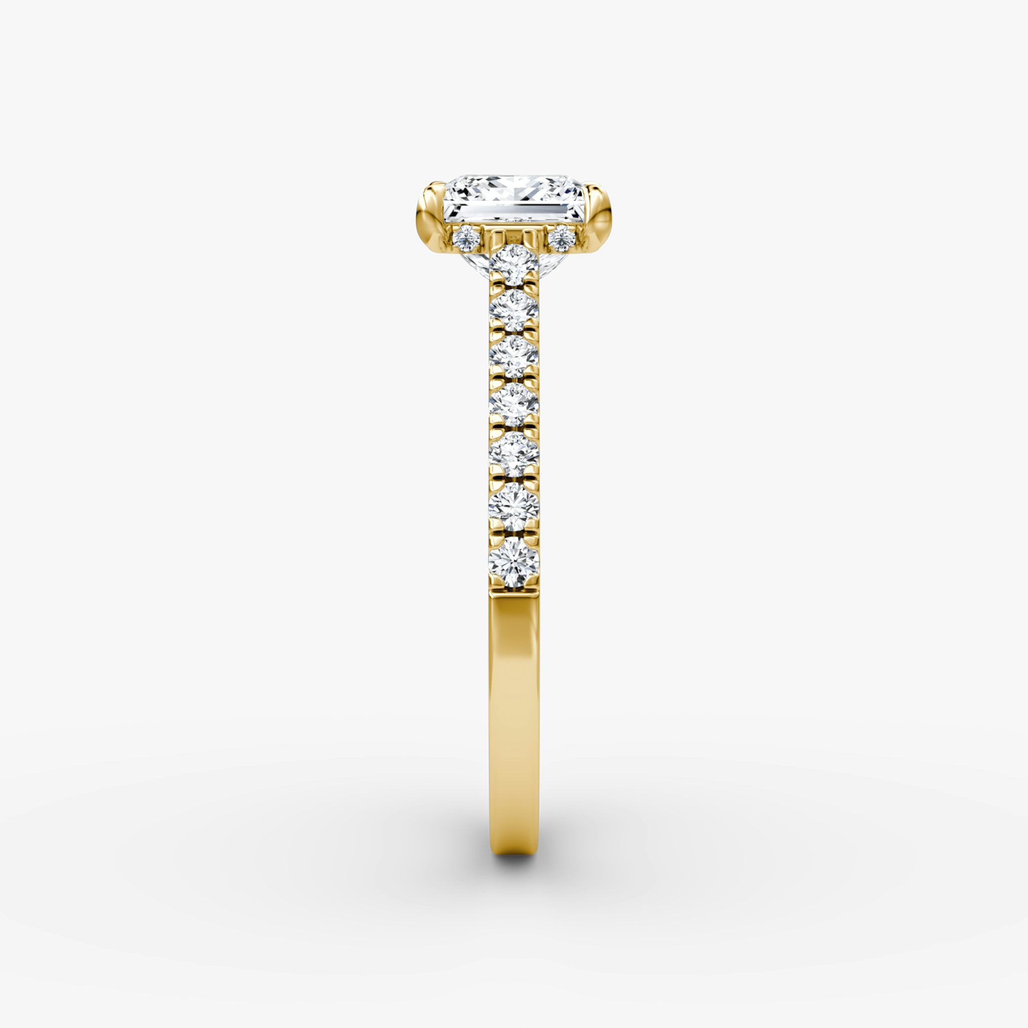 The Pavé Bridge | Princess | 18k | Yellow Gold | bandAccent: Pavé | diamondOrientation: vertical | caratWeight: other