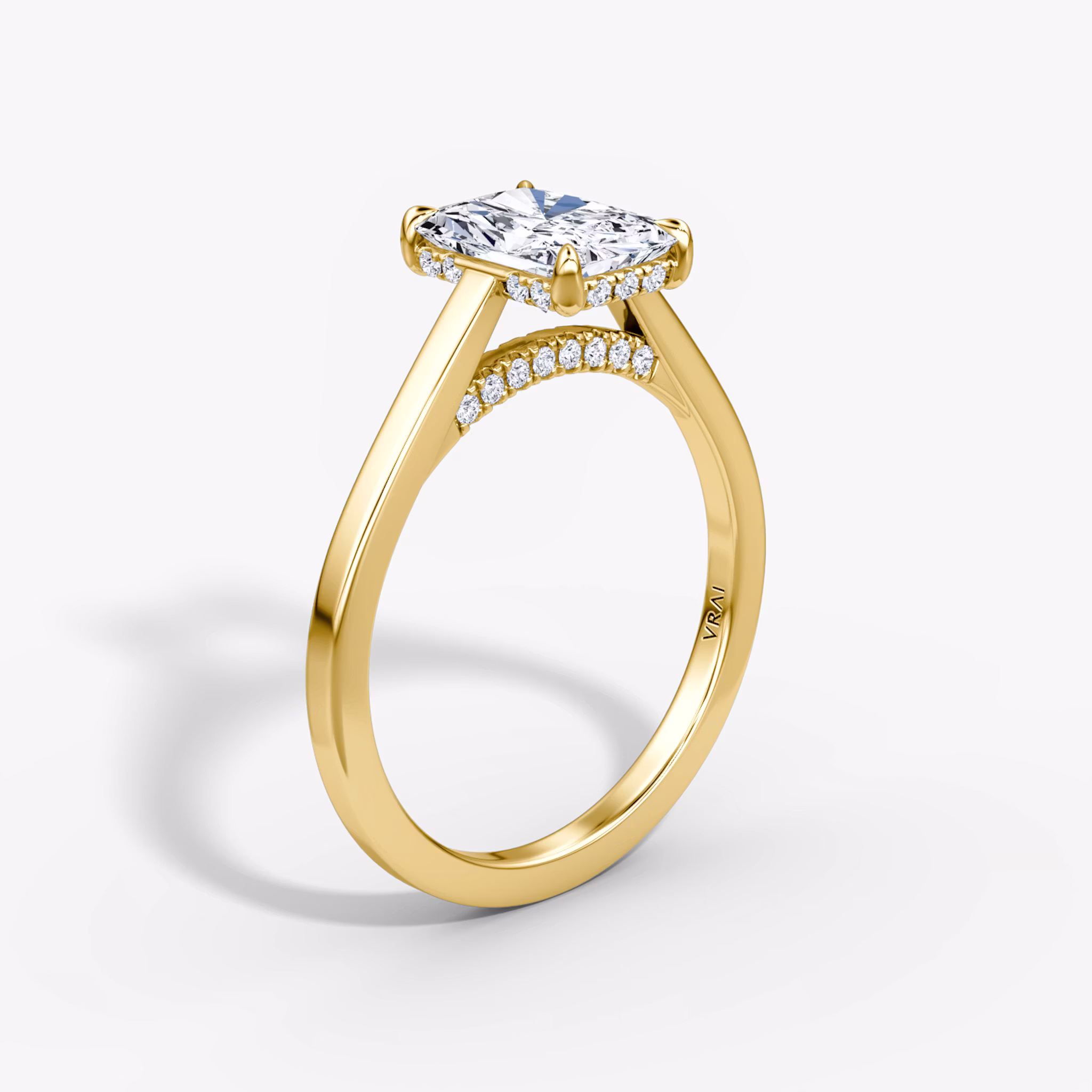 The Pavé Bridge Radiant | Yellow Gold