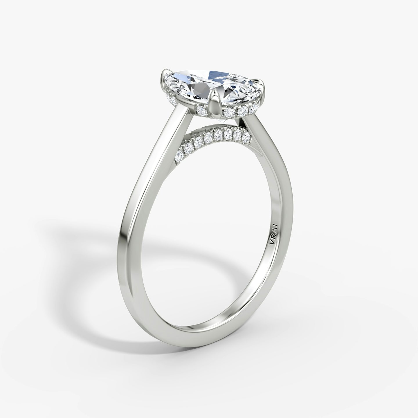The Pavé Bridge | Pear | 18k | White Gold | bandAccent: Plain | diamond: Pear | diamondOrientation: vertical | caratWeight: other