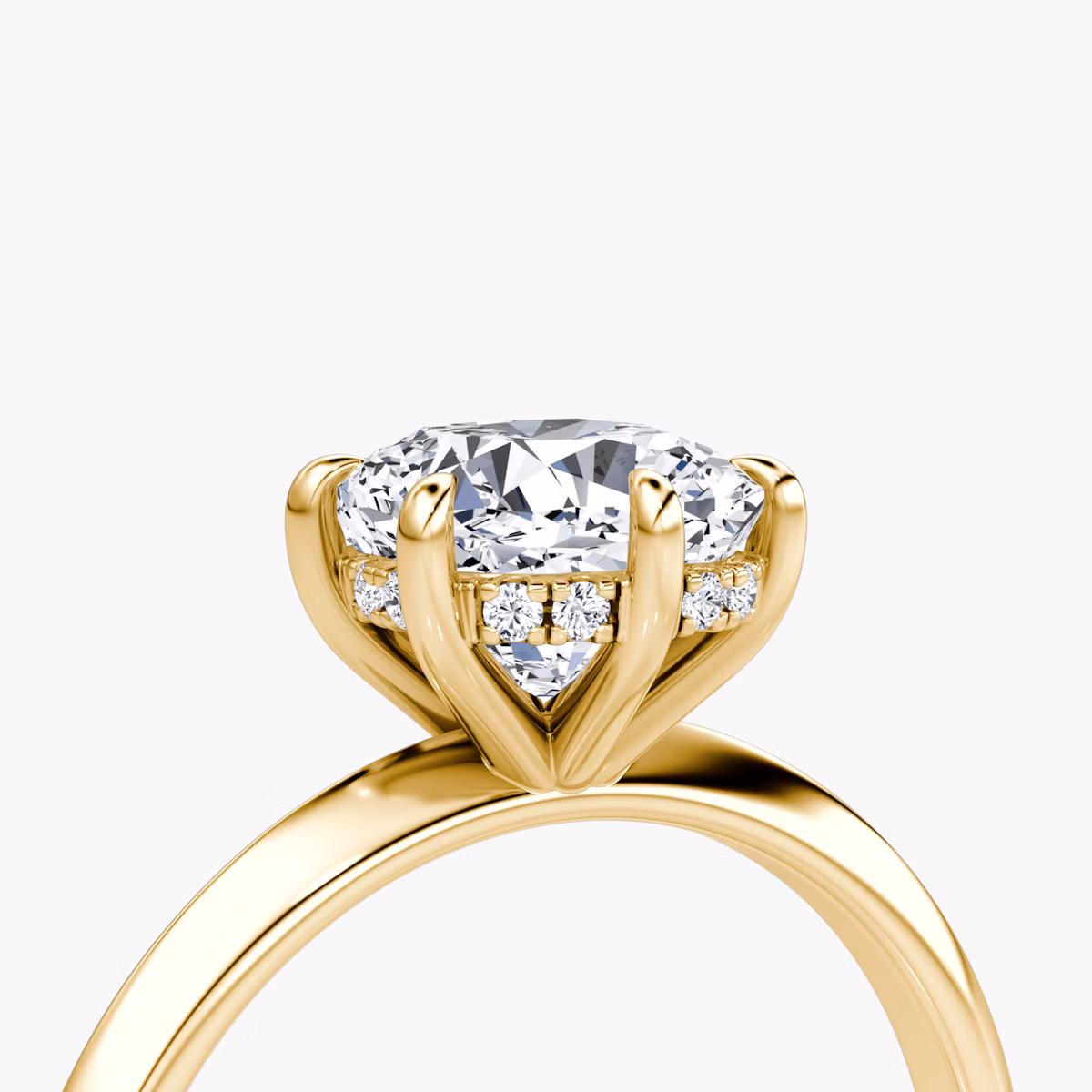 Knife-Edge | Cushion | 18k | Gelbgold | bandAccent: Ohne Pavé-Besatz | hiddenHalo: yes | diamondOrientation: vertical | caratWeight: other