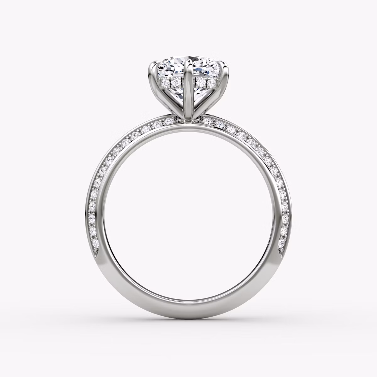 Knife-Edge | Cushion | 18k | Weißgold | bandAccent: Mit Pavé-Besatz | hiddenHalo: yes | diamondOrientation: vertical | caratWeight: other