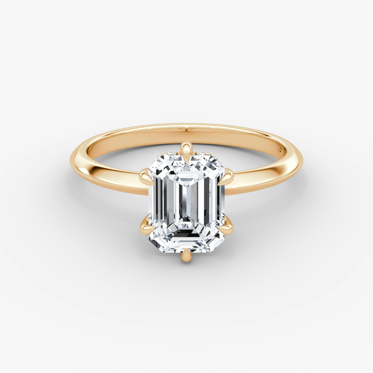 Anillo de compromiso Knife-Edge | Esmeralda | 14k | Oro rosa | bandAccent: Simple | hiddenHalo: yes | diamondOrientation: vertical | caratWeight: other