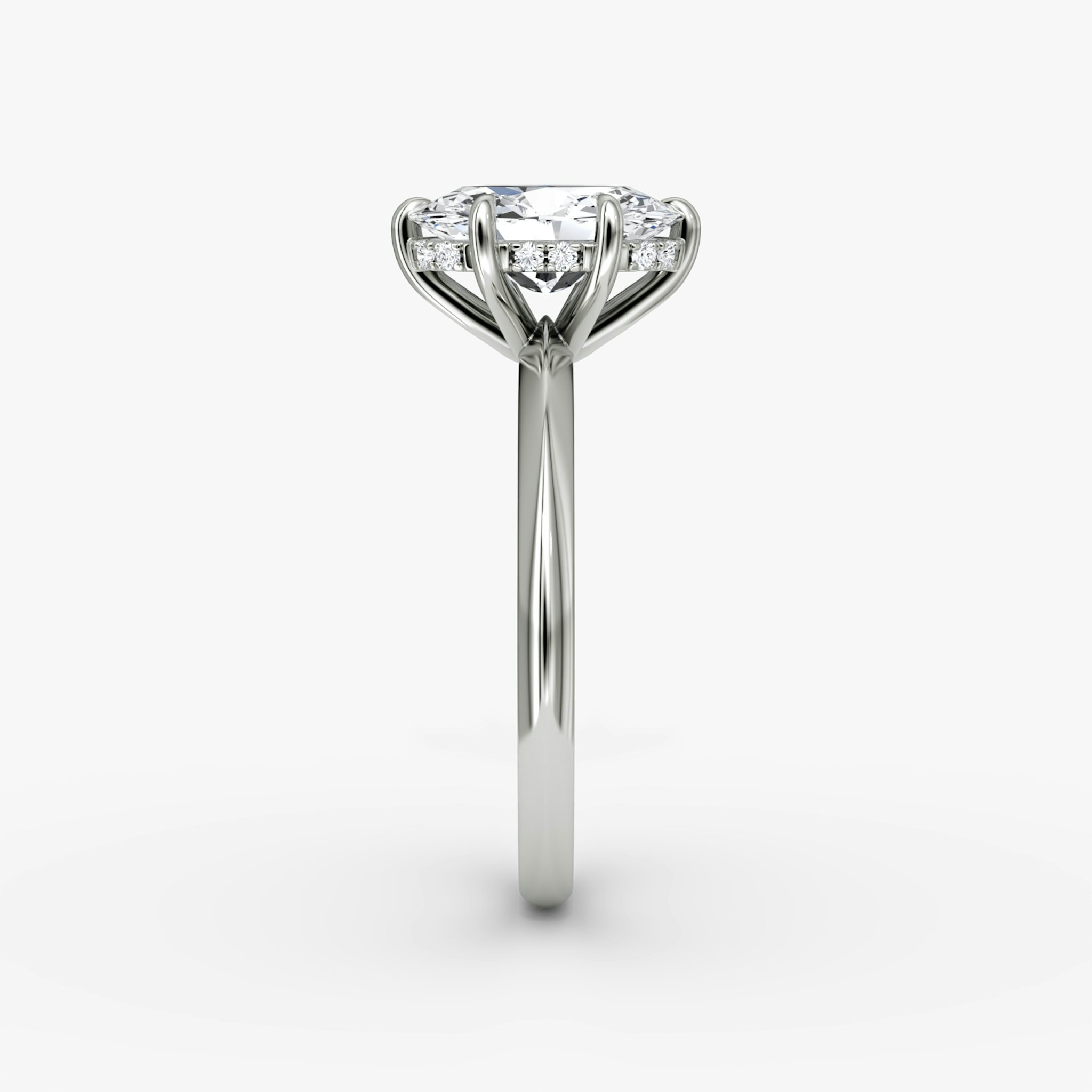 The Knife-Edge | Oval | 18k | White Gold | bandAccent: Plain | hiddenHalo: yes | diamondOrientation: vertical | caratWeight: other