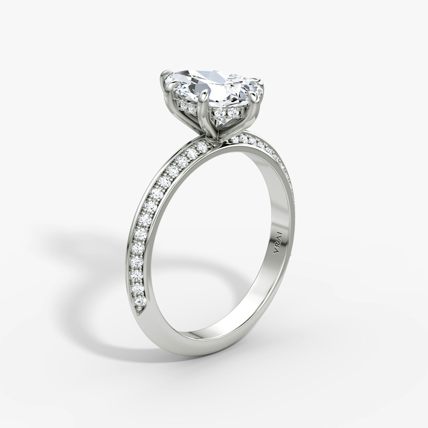 The Knife-Edge | Pear | 18k | White Gold | bandAccent: Pavé | hiddenHalo: yes | diamondOrientation: vertical | caratWeight: other