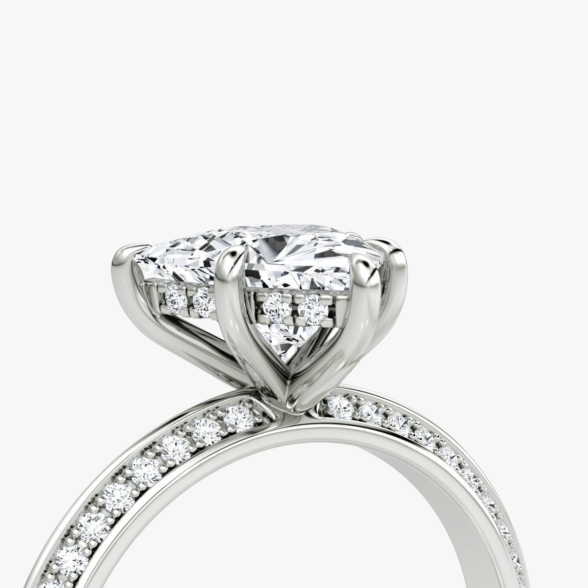 The Knife-Edge | Trillion | 18k | White Gold | bandAccent: Pavé | hiddenHalo: yes | diamondOrientation: vertical | caratWeight: other