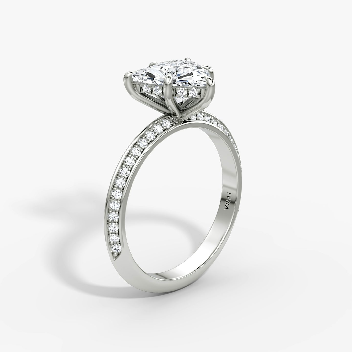 The Knife-Edge | Trillion | 18k | White Gold | bandAccent: Pavé | hiddenHalo: yes | diamondOrientation: vertical | caratWeight: other
