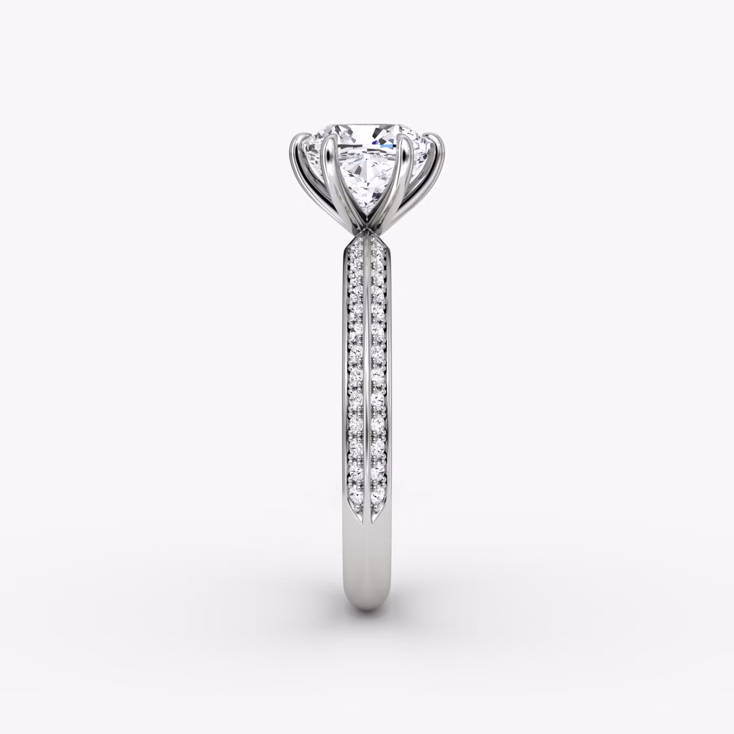 Anillo de compromiso Knife-Edge | Cojín | 18k | Oro blanco | bandAccent: Pavé | hiddenHalo: no | diamondOrientation: vertical | caratWeight: other
