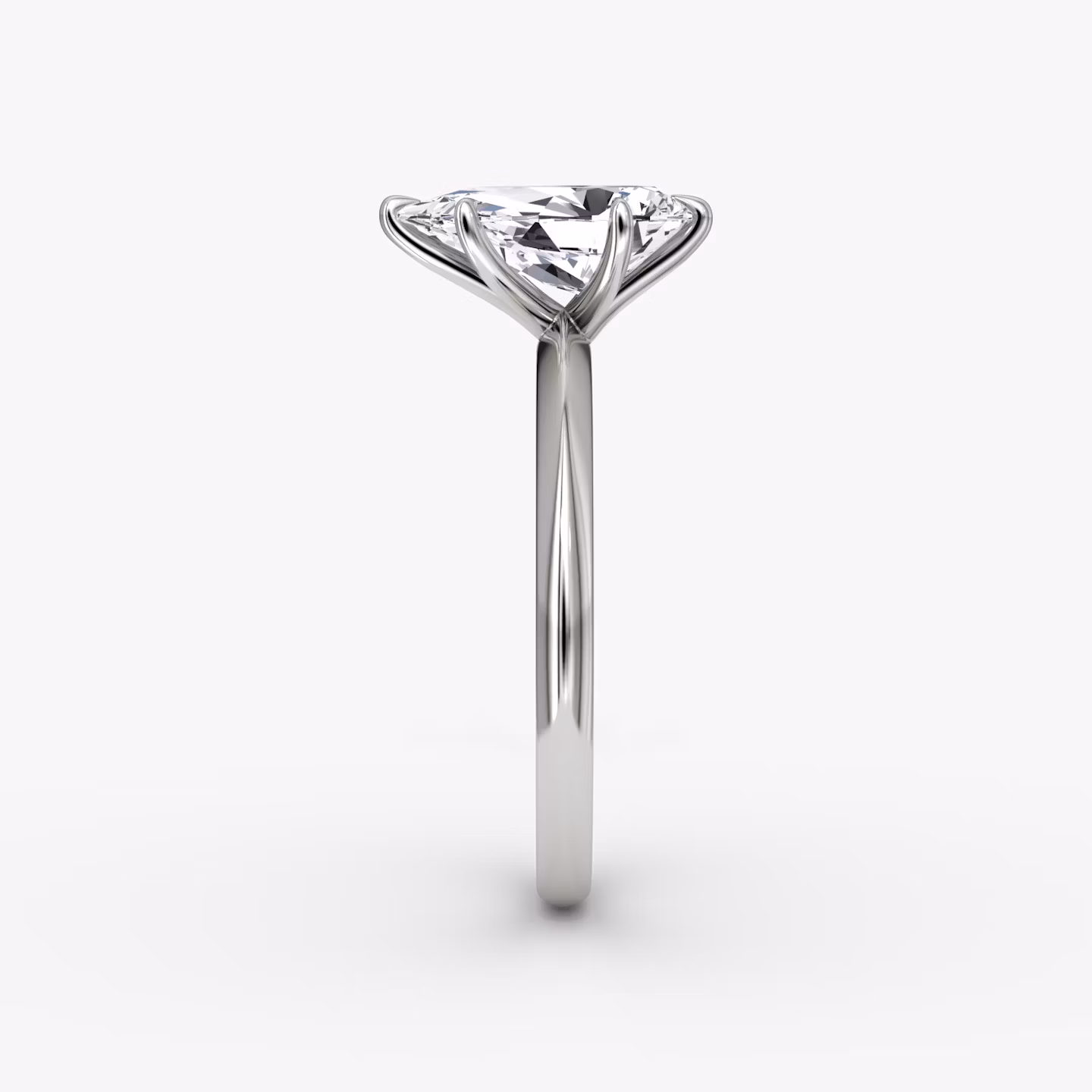 The Knife-Edge | Pear | 18k | White Gold | bandAccent: Plain | hiddenHalo: no | diamondOrientation: vertical | caratWeight: other