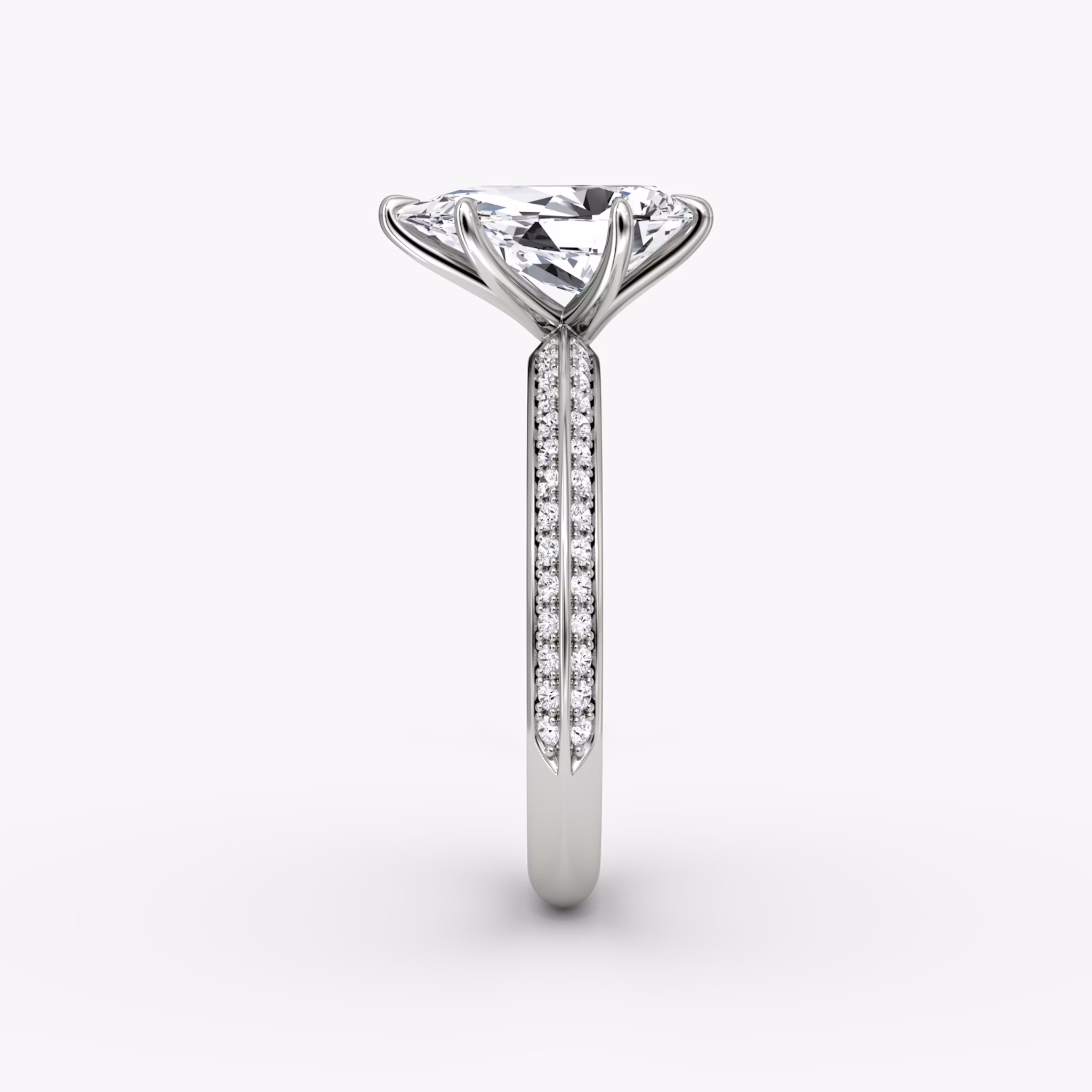 The Knife-Edge | Pear | 18k | White Gold | bandAccent: Pavé | hiddenHalo: no | diamondOrientation: vertical | caratWeight: other