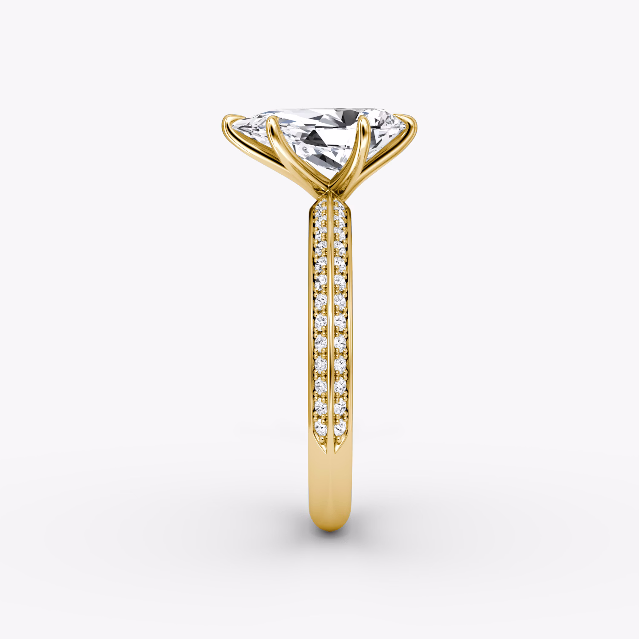 The Knife-Edge | Pear | 18k | Yellow Gold | bandAccent: Pavé | hiddenHalo: no | diamondOrientation: vertical | caratWeight: other