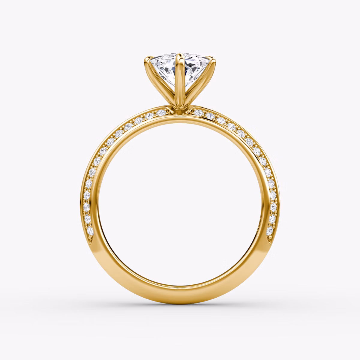 Knife-Edge | Radiant | 18k | Gelbgold | bandAccent: Mit Pavé-Besatz | hiddenHalo: no | diamondOrientation: vertical | caratWeight: other