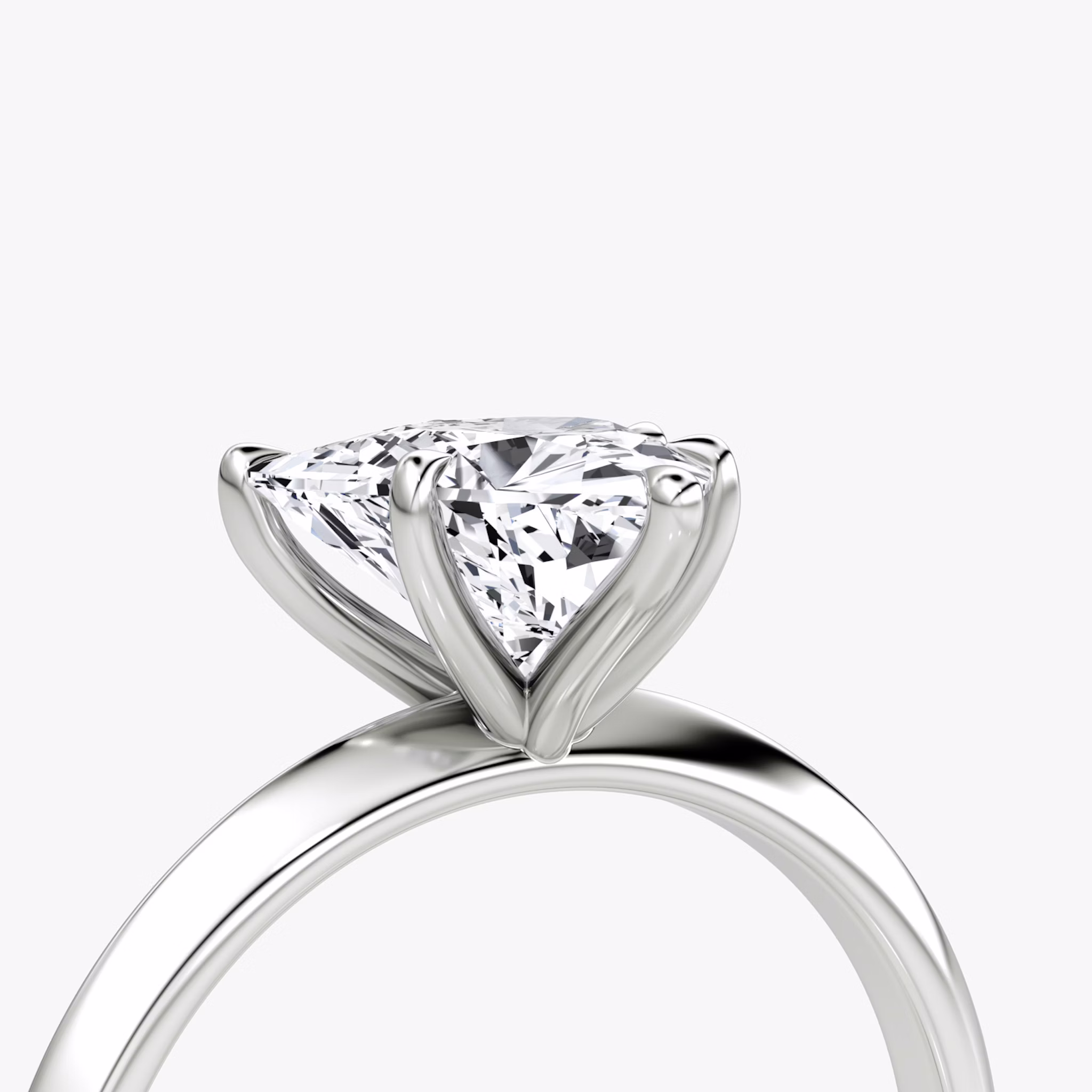 The Knife-Edge | Trillion | 18k | White Gold | bandAccent: Plain | hiddenHalo: no | diamondOrientation: vertical | caratWeight: other