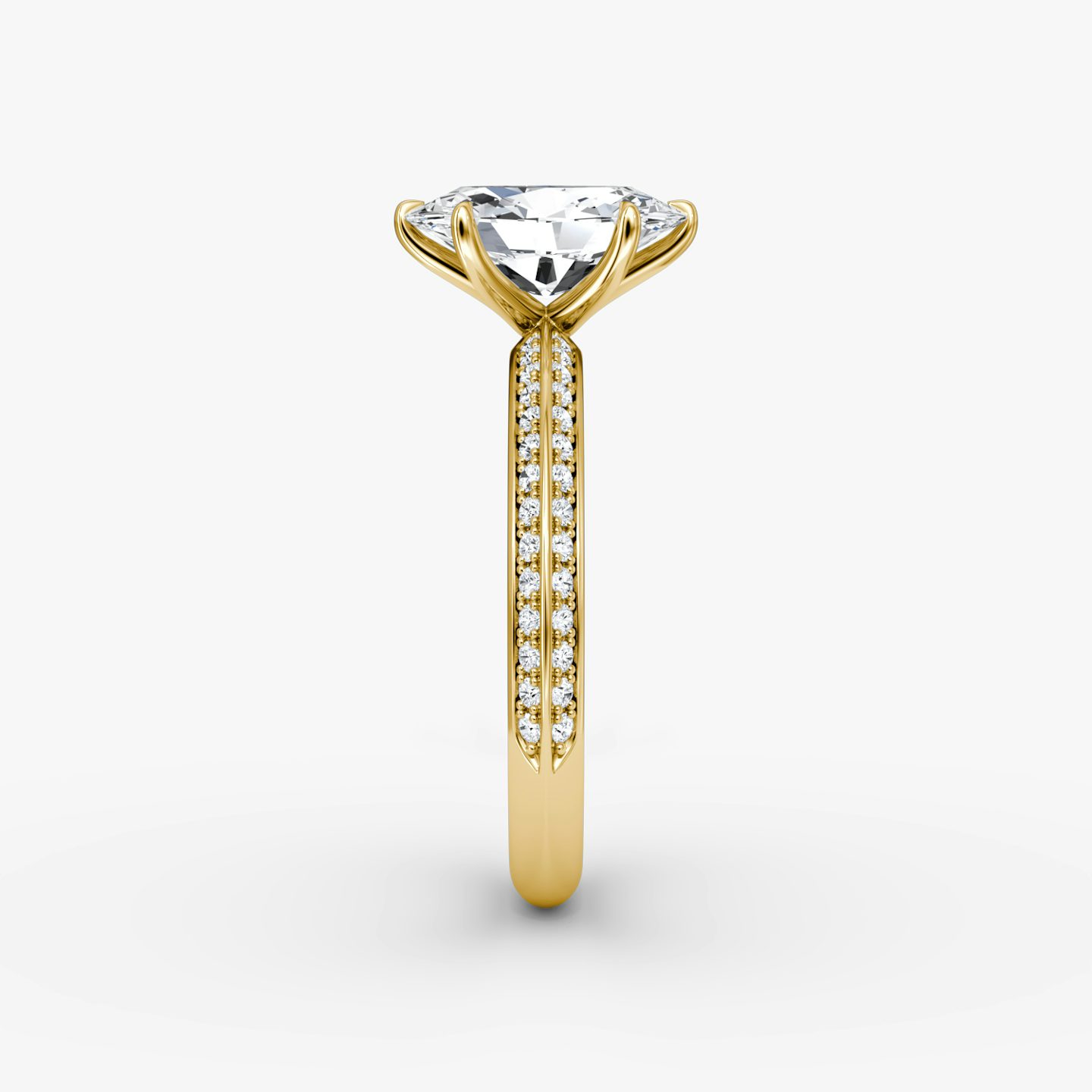 The Knife-Edge | Oval | 18k | Yellow Gold | bandAccent: Pavé | hiddenHalo: no | diamondOrientation: vertical | caratWeight: other