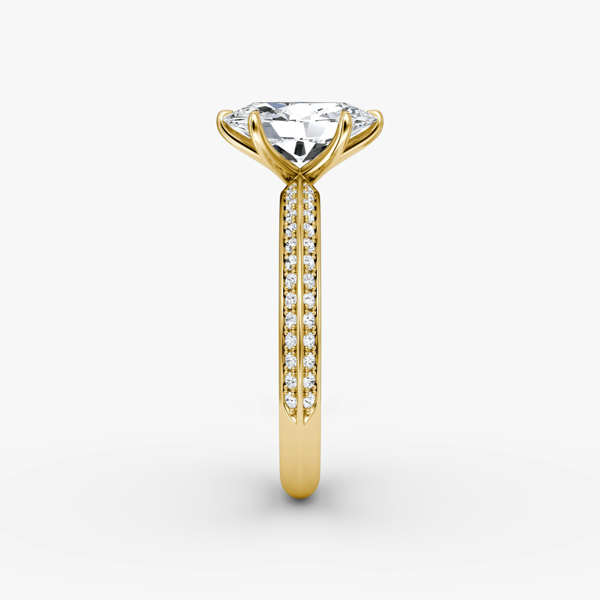 The Knife-Edge | Oval | 18k | Yellow Gold | bandAccent: Pavé | hiddenHalo: no | diamondOrientation: vertical | caratWeight: other