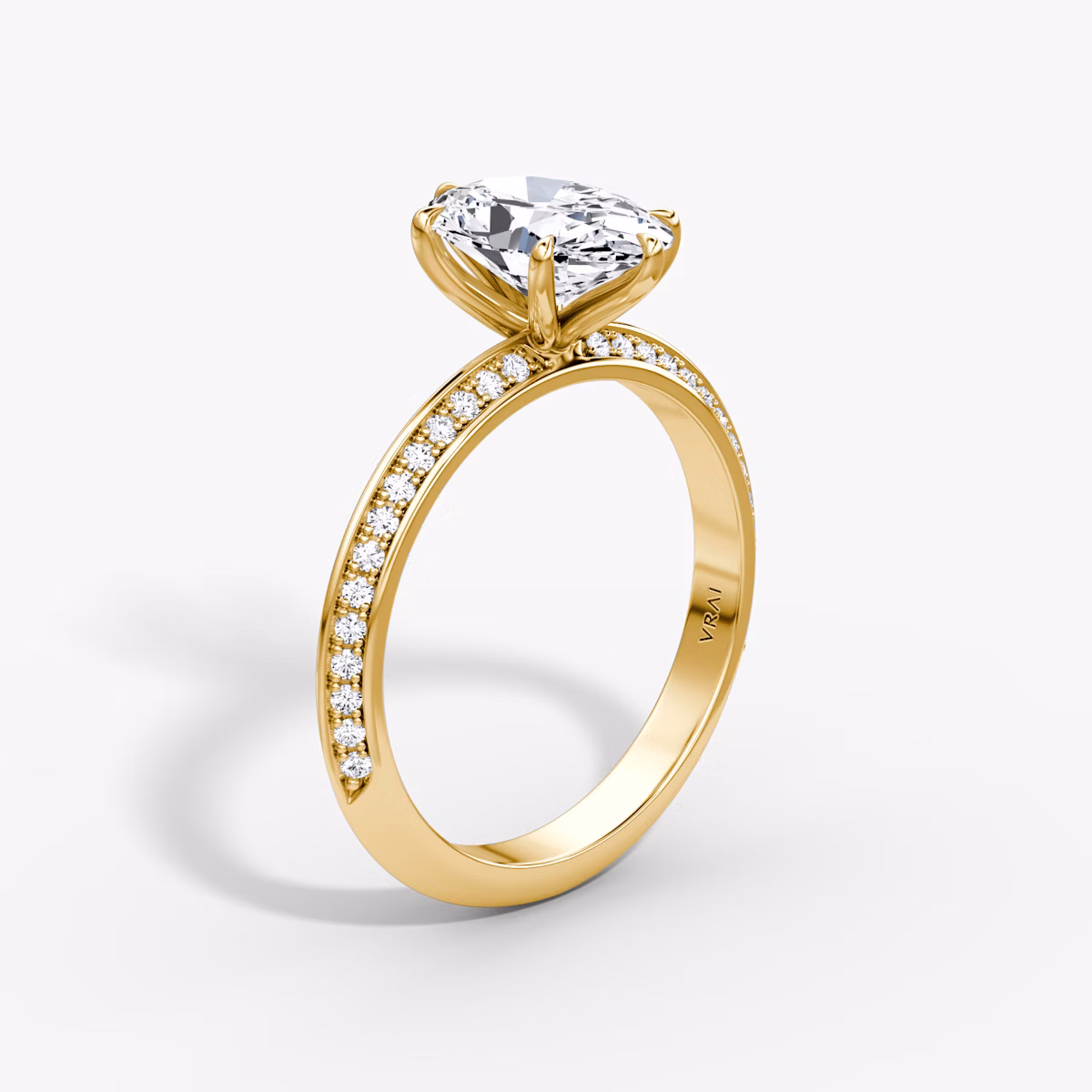 Knife-Edge | Oval | 18k | Gelbgold | bandAccent: Mit Pavé-Besatz | hiddenHalo: no | diamondOrientation: vertical | caratWeight: other