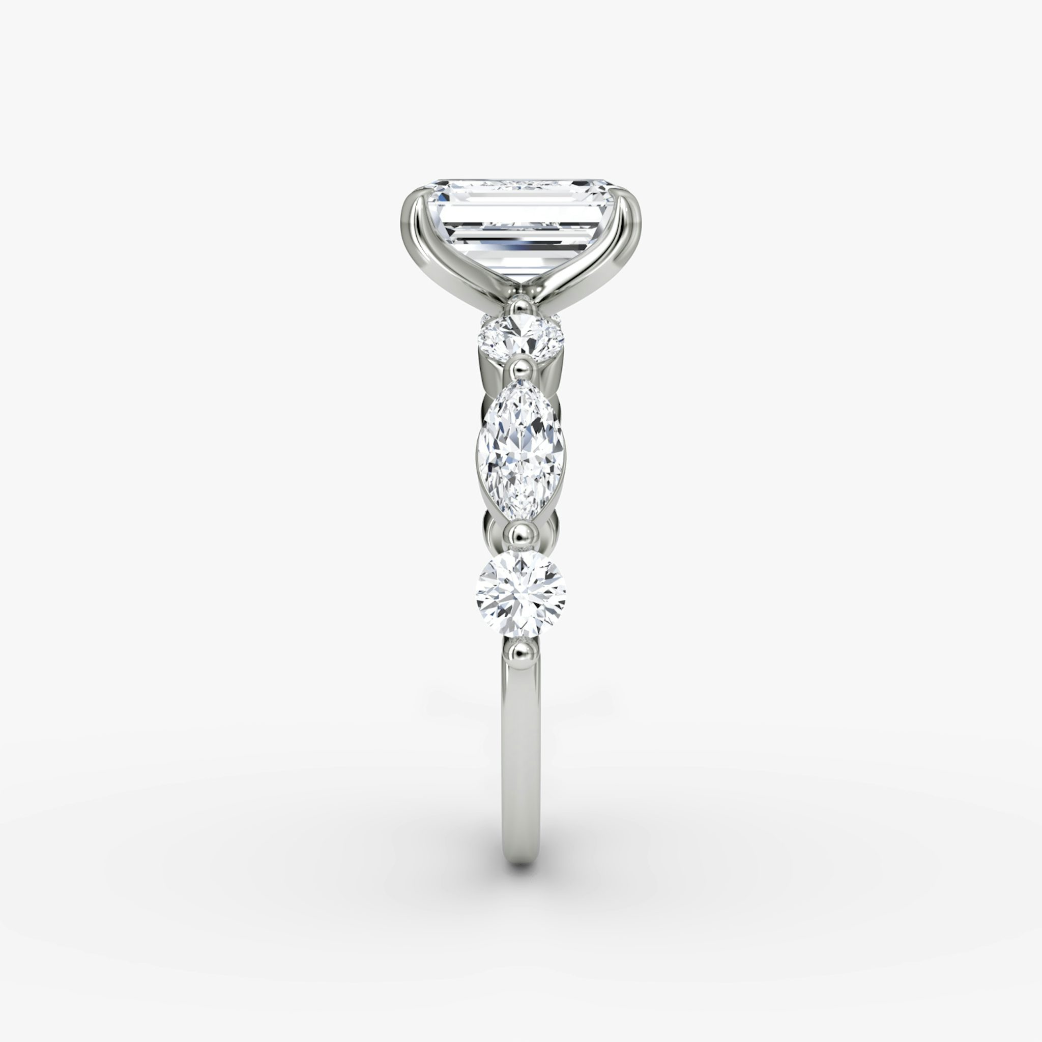 The Mixed Shape Single Shared Prong | Emerald | 18k | White Gold | bandAccent: Plain | diamondOrientation: vertical | caratWeight: other