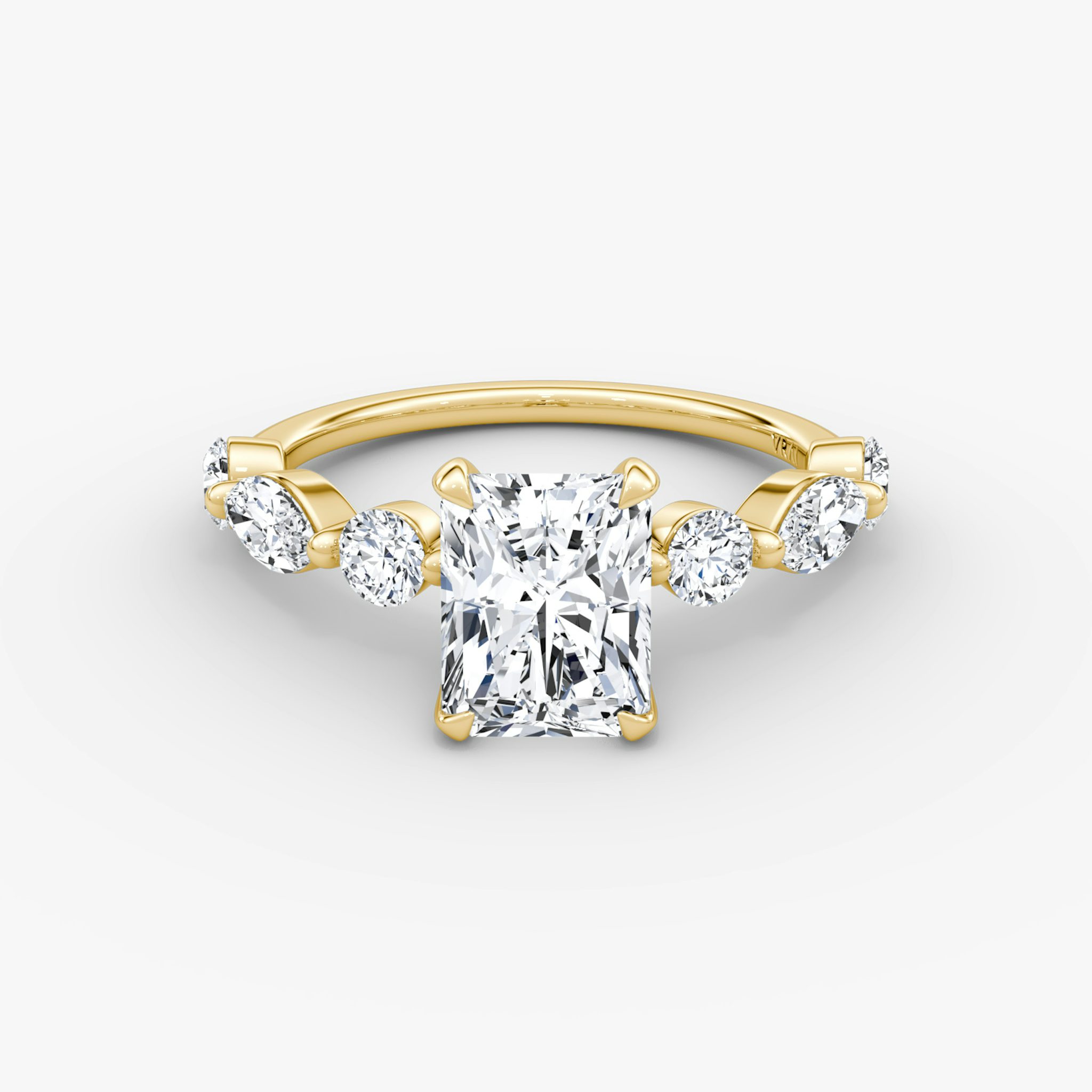 The Mixed Shape Single Shared Prong | Radiant | 18k | Yellow Gold | bandAccent: Plain | diamondOrientation: vertical | caratWeight: other