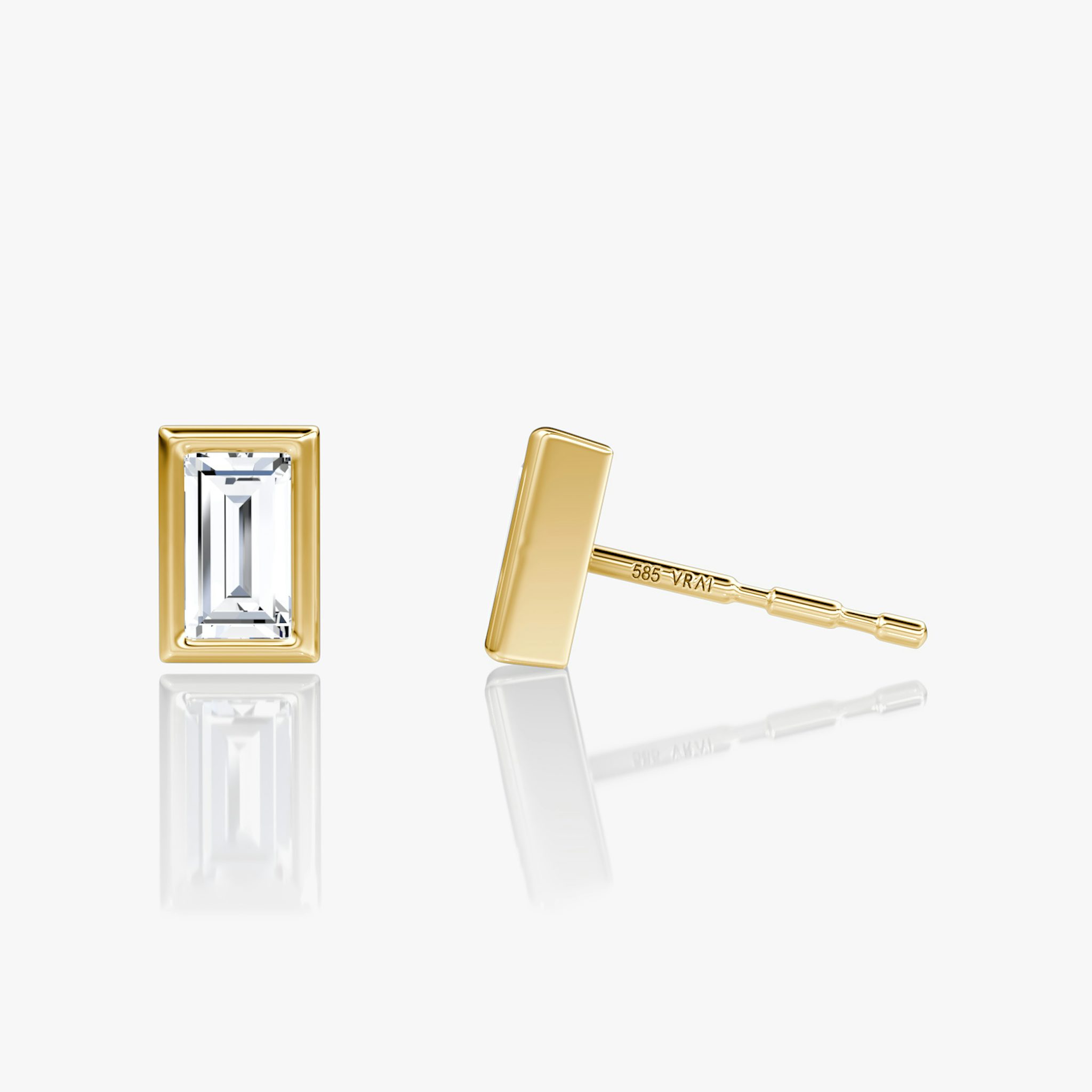 Bezel Solitaire Stud | Baguette | 14k | Yellow Gold | caratWeight: 0.25ct
