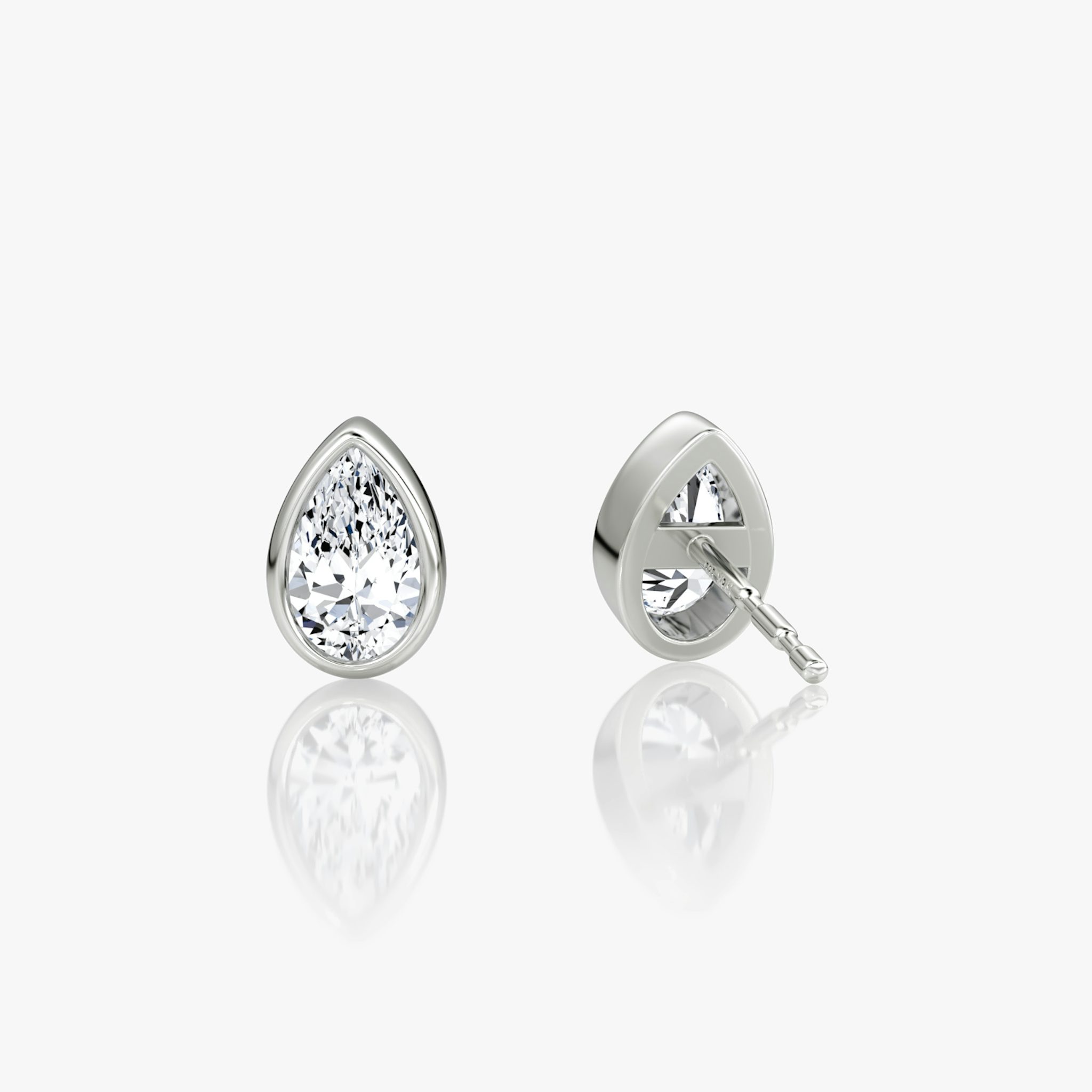Bezel Solitaire Stud | Pear | 14k | White Gold | caratWeight: 0.25ct