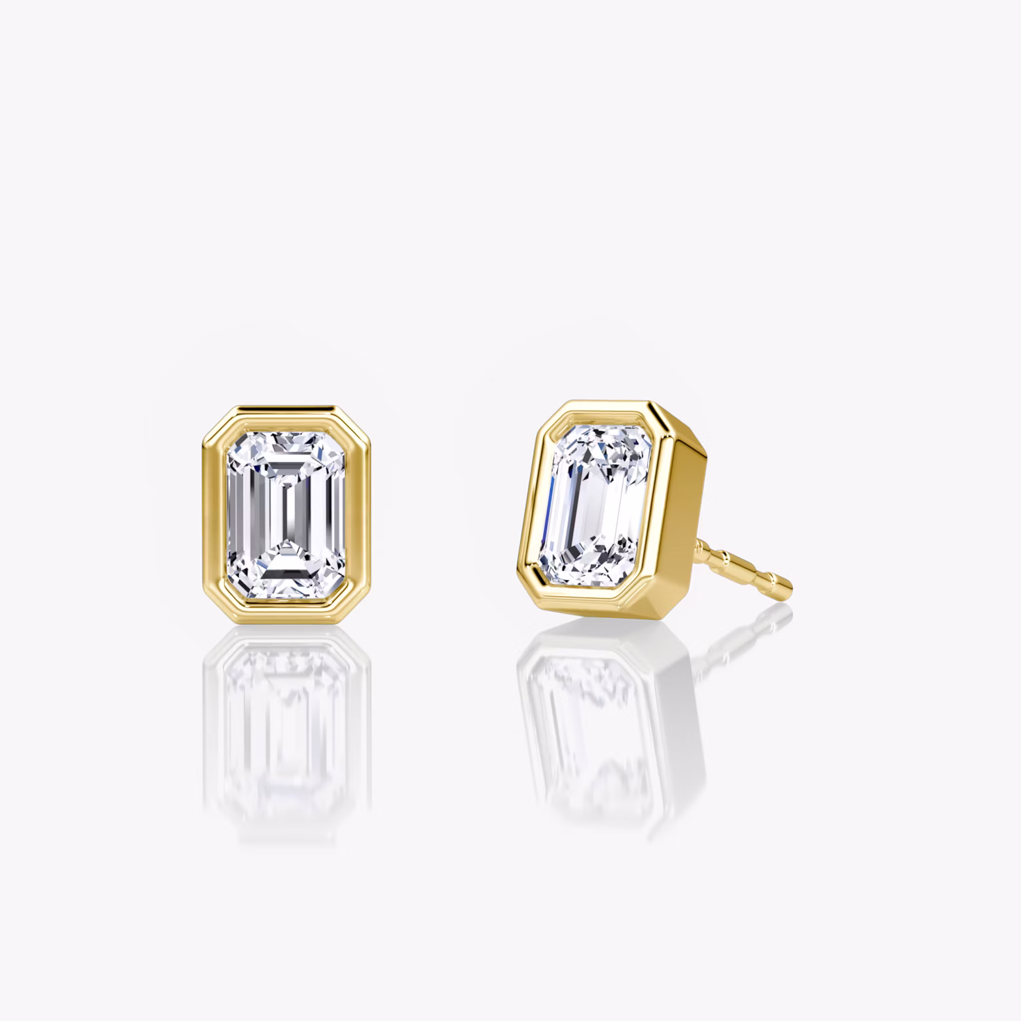 Bezel Solitaire Stud Emerald | Yellow Gold