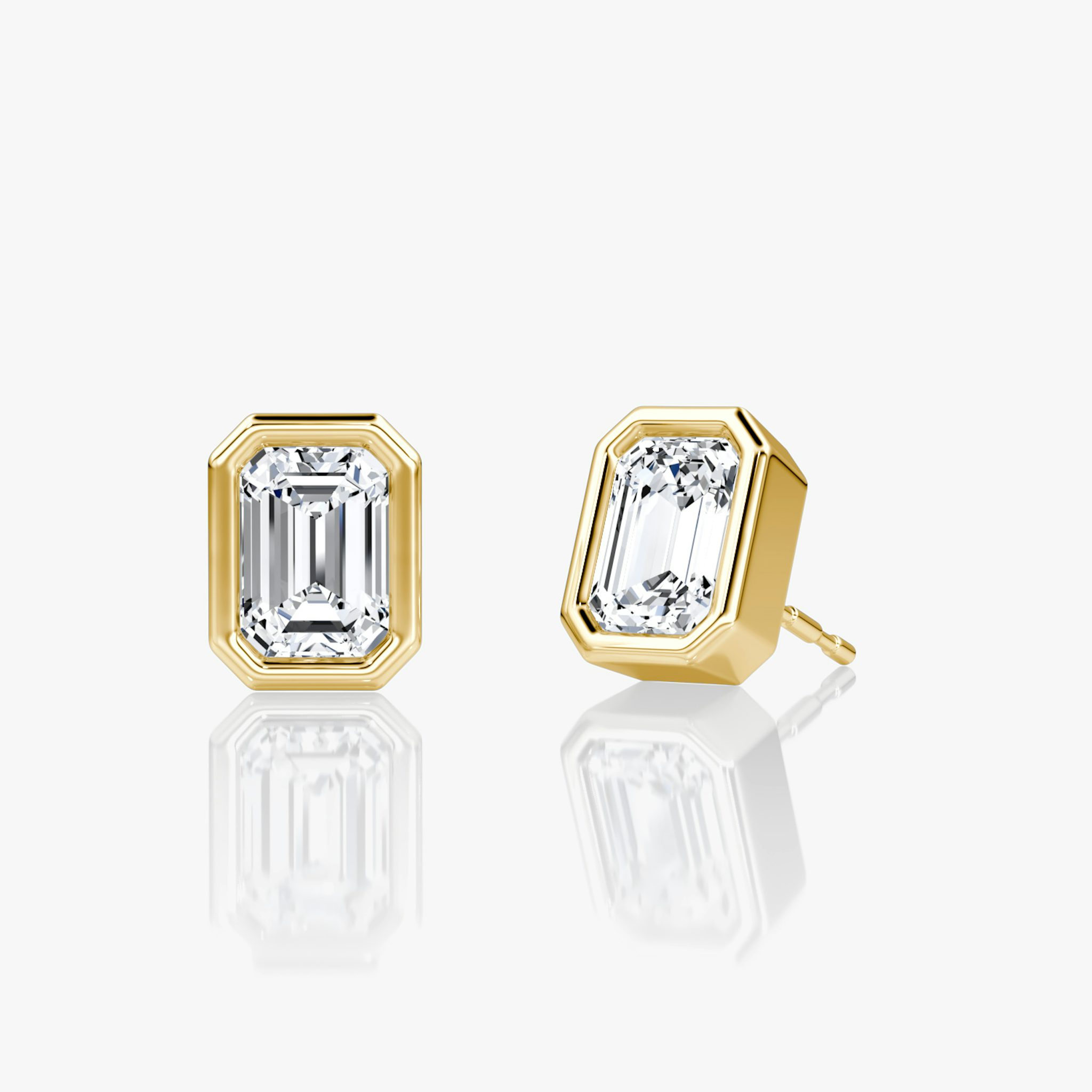 Bezel Solitaire Stud | Emerald | 14k | Yellow Gold | caratWeight: 0.75ct