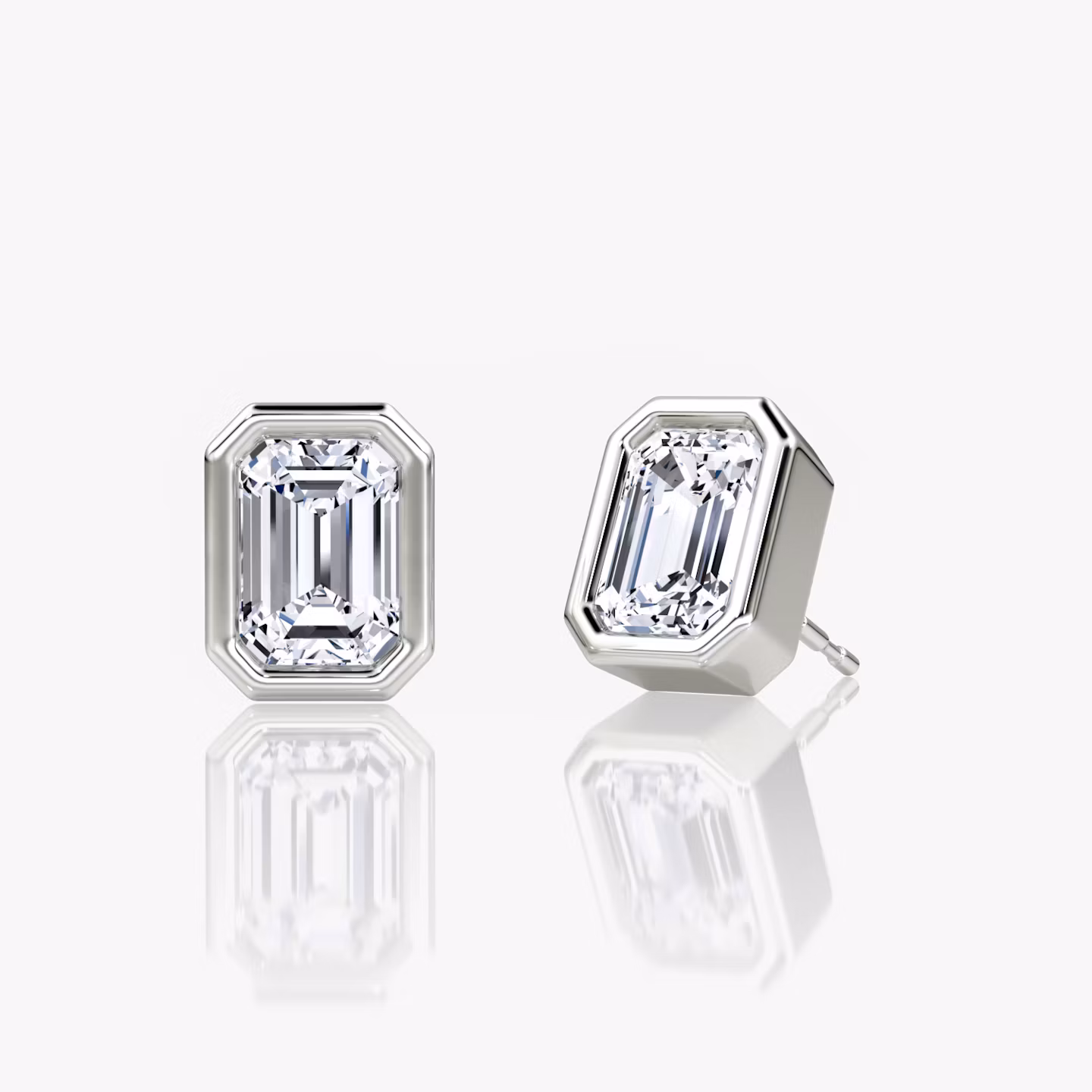 Bezel Solitaire Stud Emerald | White Gold