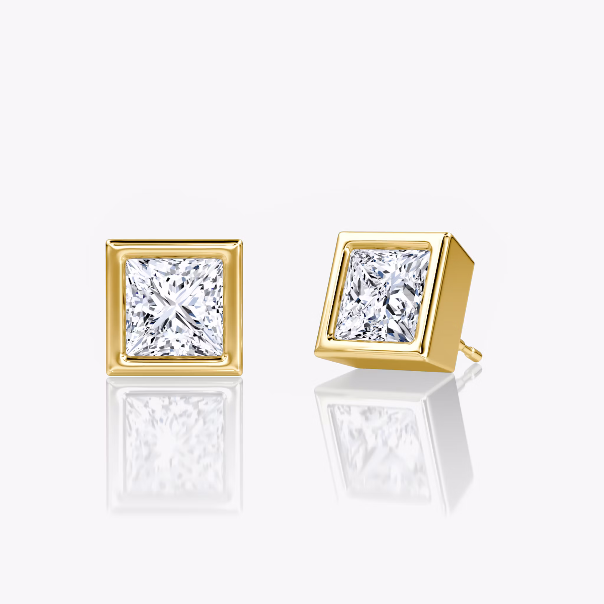 Bezel Solitaire Stud Princess | Yellow Gold